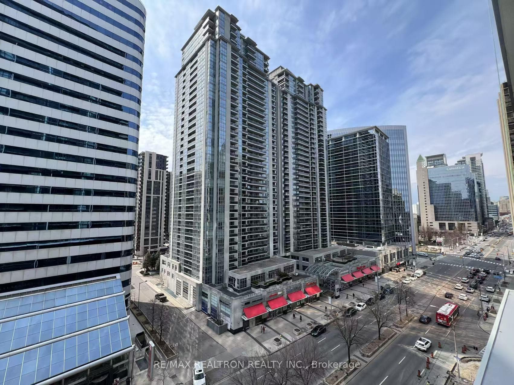 4955 Yonge Street Unit 815 photo 14
