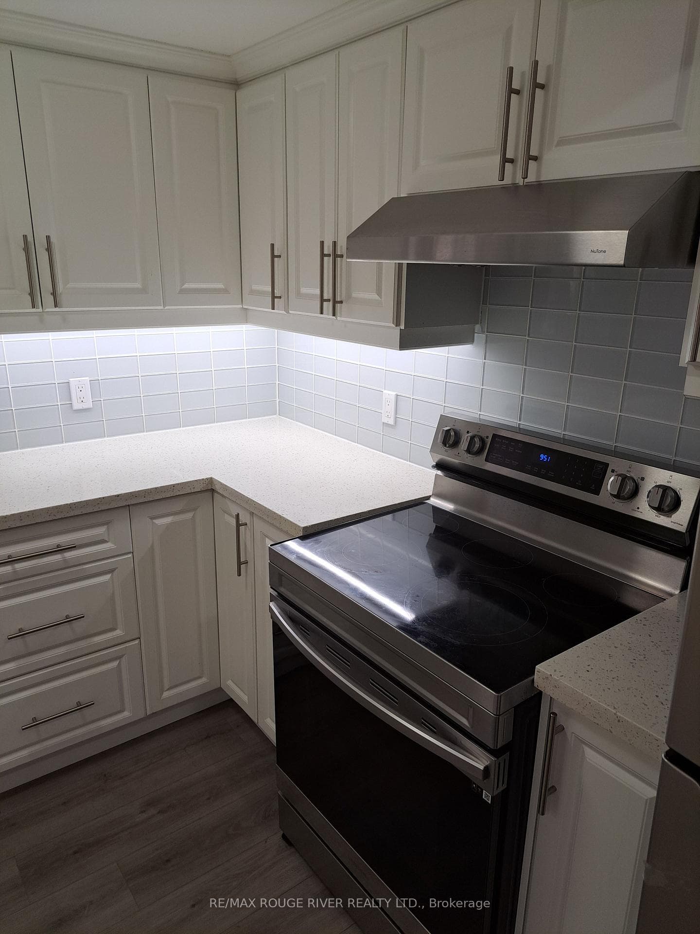 848 danforth Road Unit Bsmt photo 6