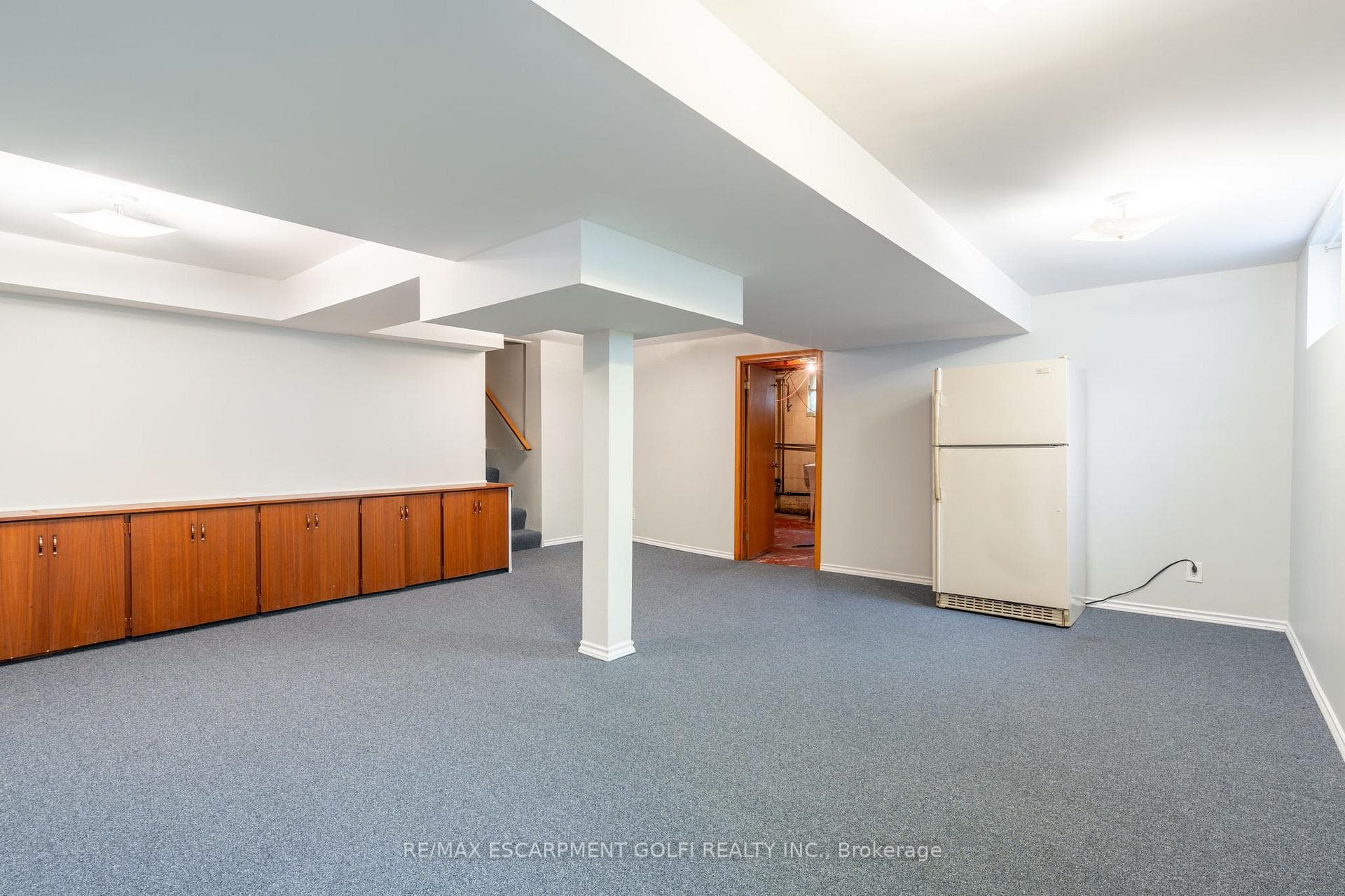 112 Bertram Drive photo 23