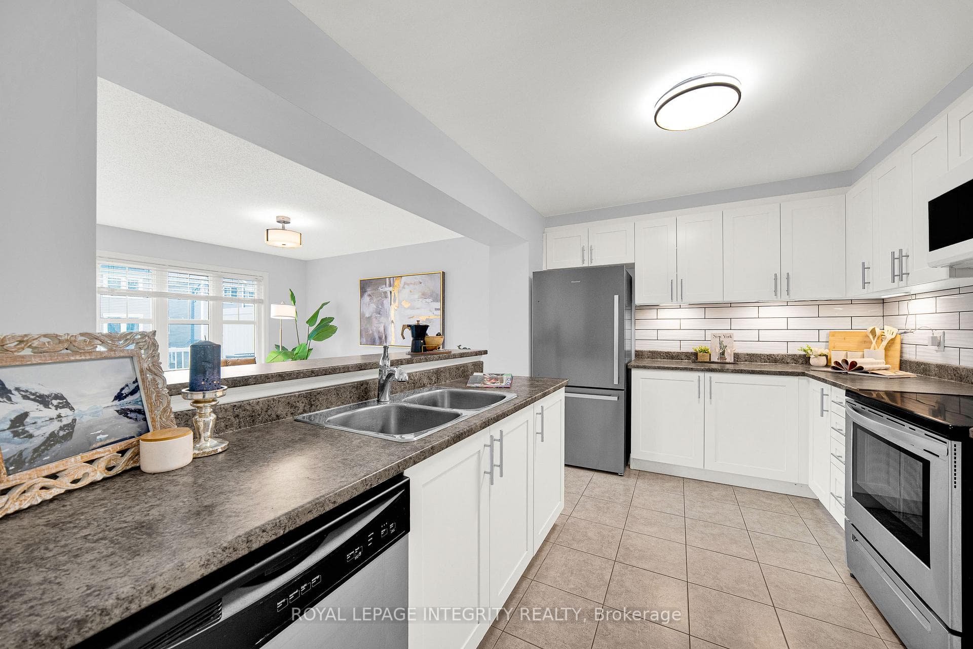 311 Pumpkinseed Crescent photo 6