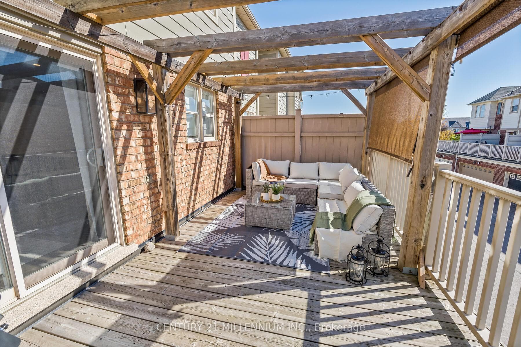672 Holly Avenue photo 22