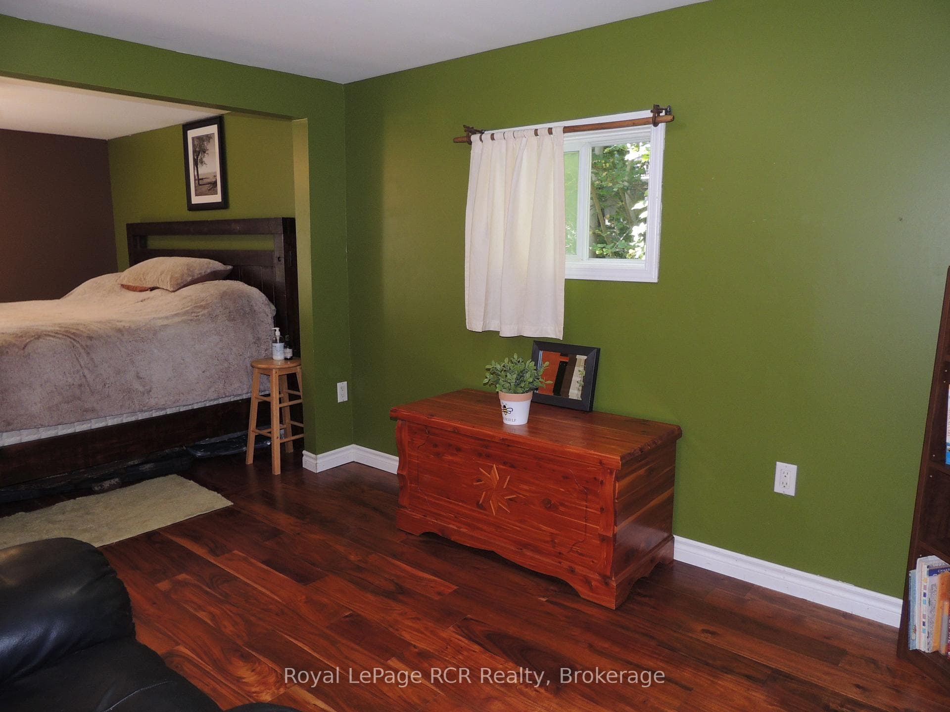 175 NAPOLEAN Street photo 22