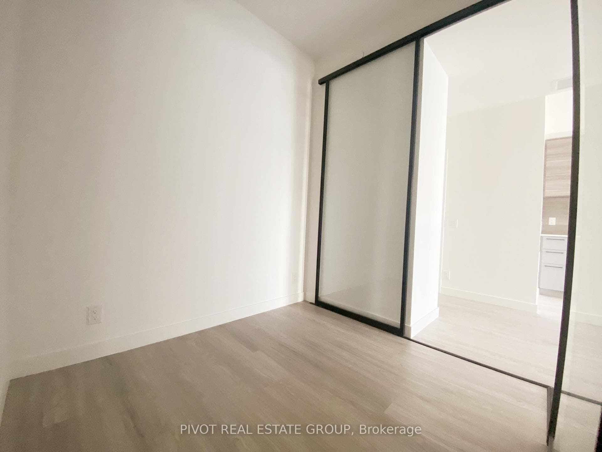 1050 Eastern Avenue Unit 726 photo 4