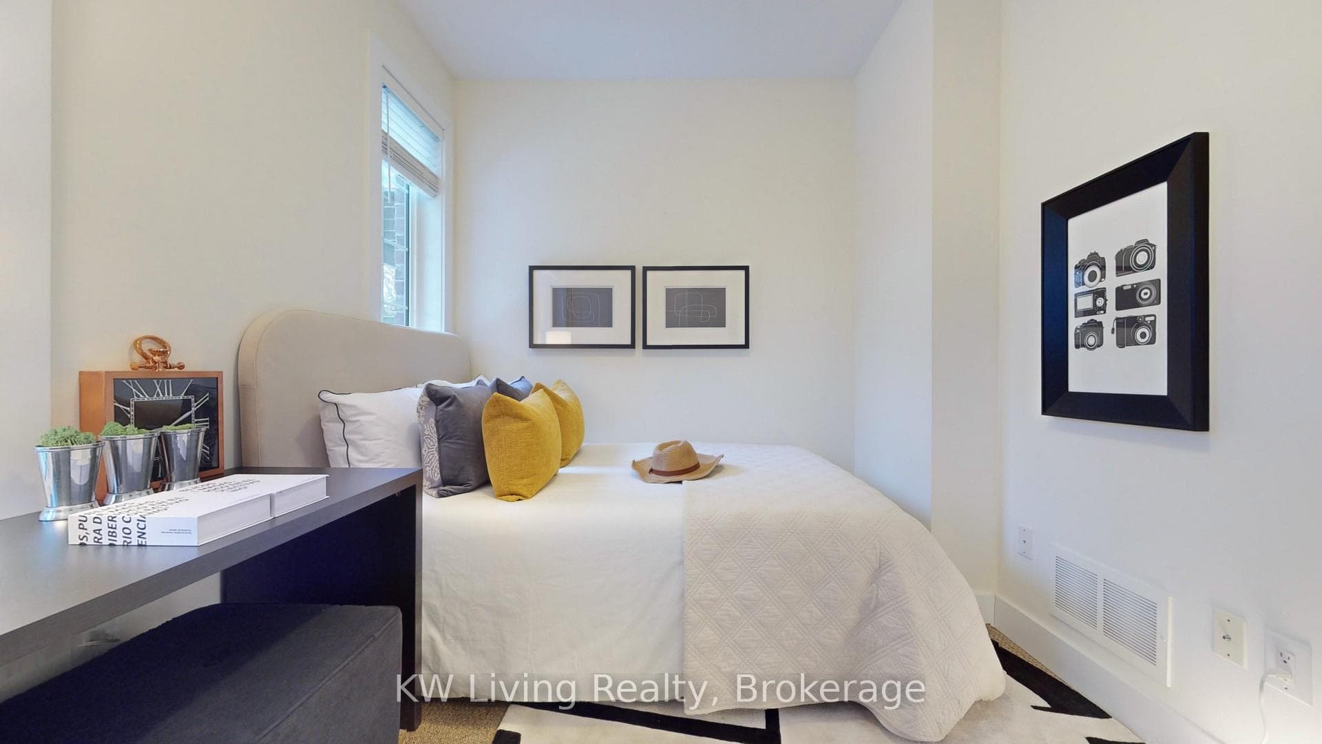 257 Parkside Drive Unit 15 photo 34