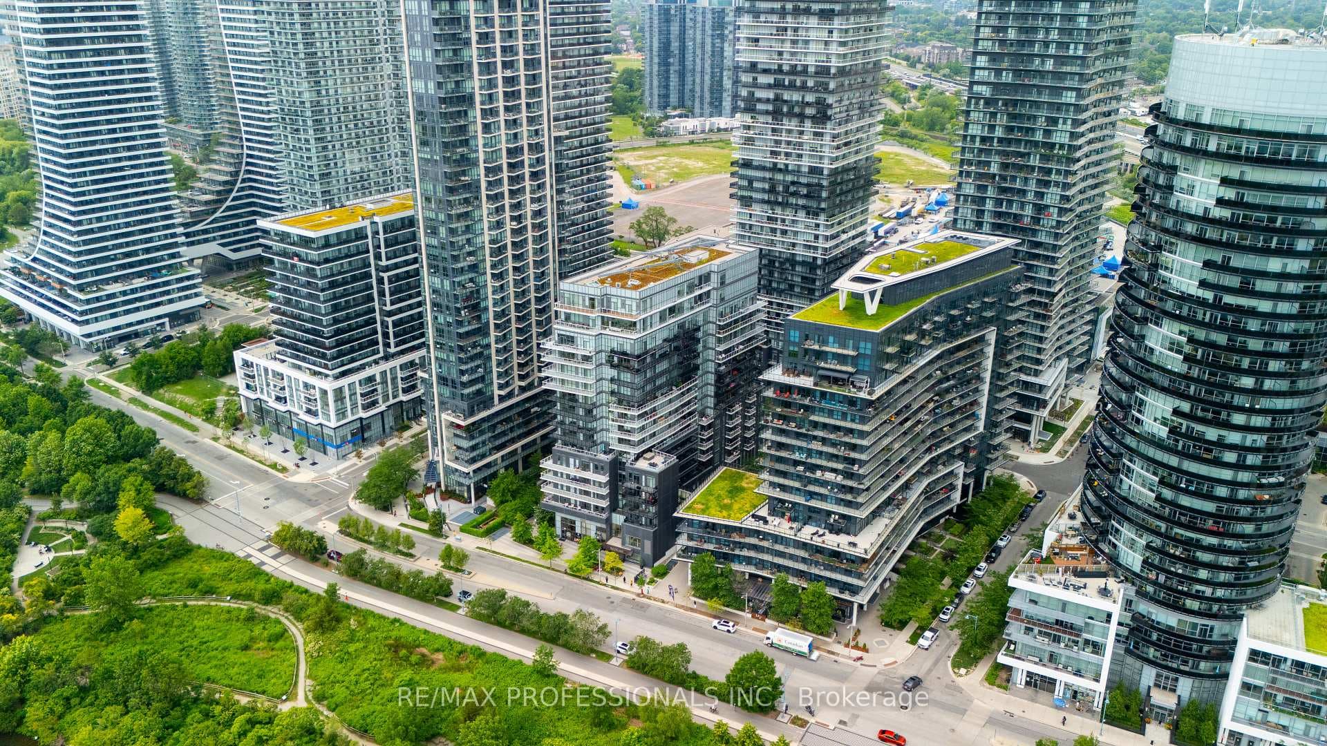 110 Marine Parade Drive Unit 1209 photo 32