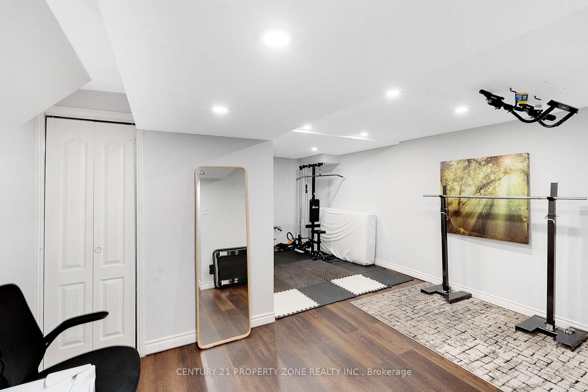 5659 Glen Erin Drive Unit 40 photo 21
