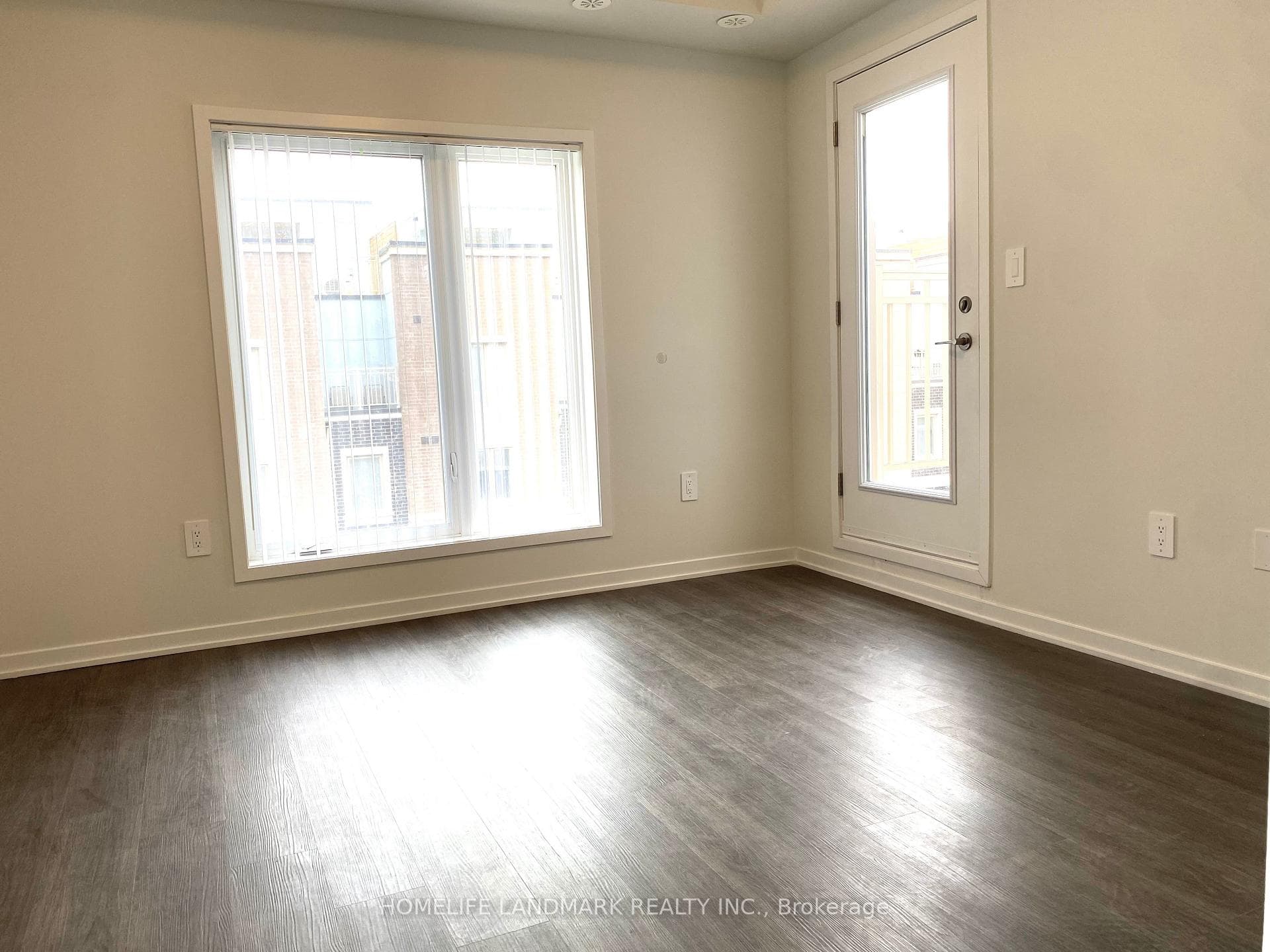 30 Almond Blossom Mews Unit TH118 photo 20