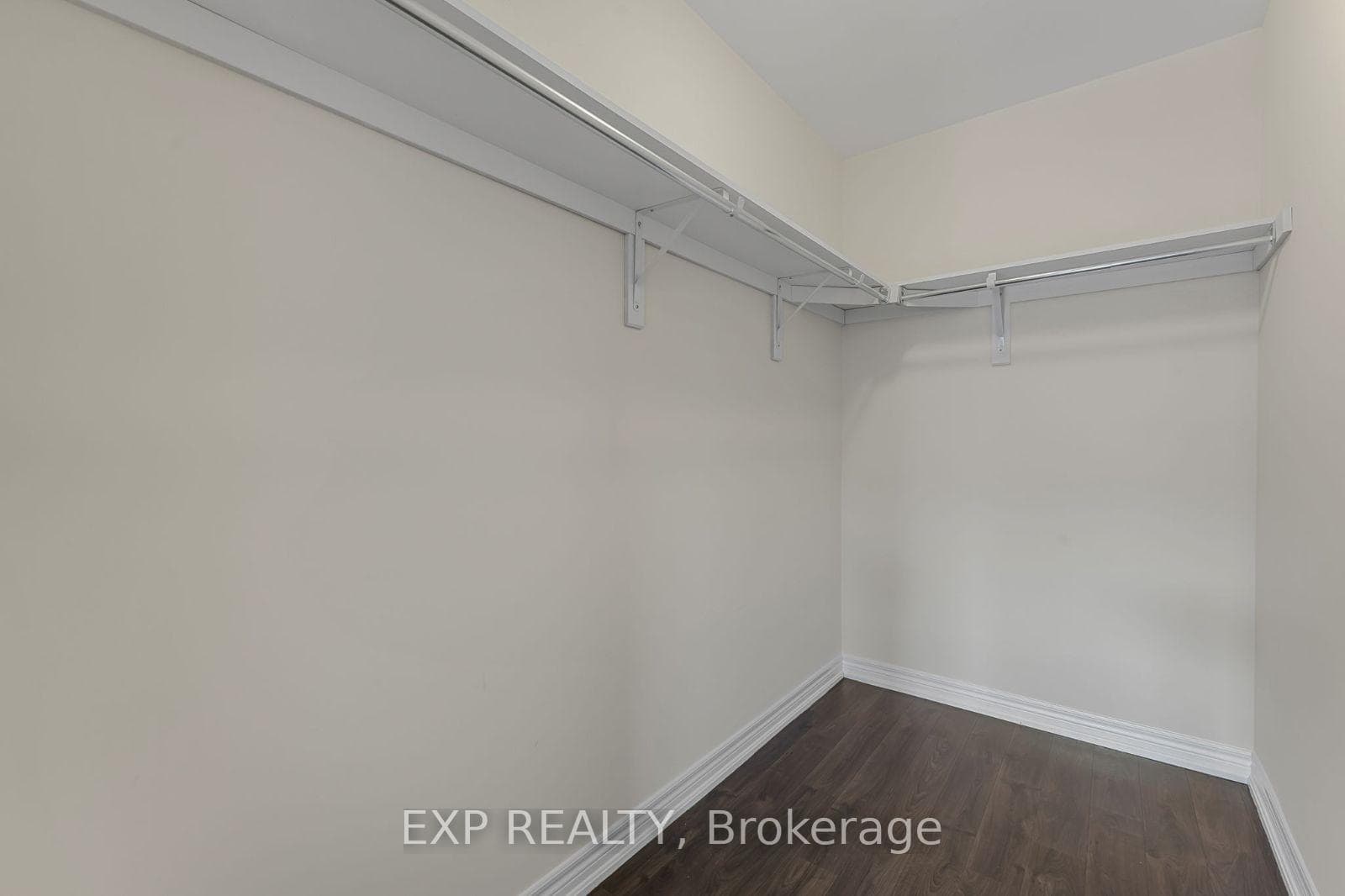 263 Georgian Drive Unit 209 photo 20