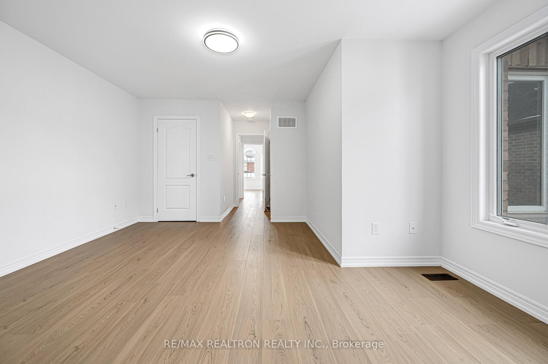 51 Albert Lewis Street photo 41