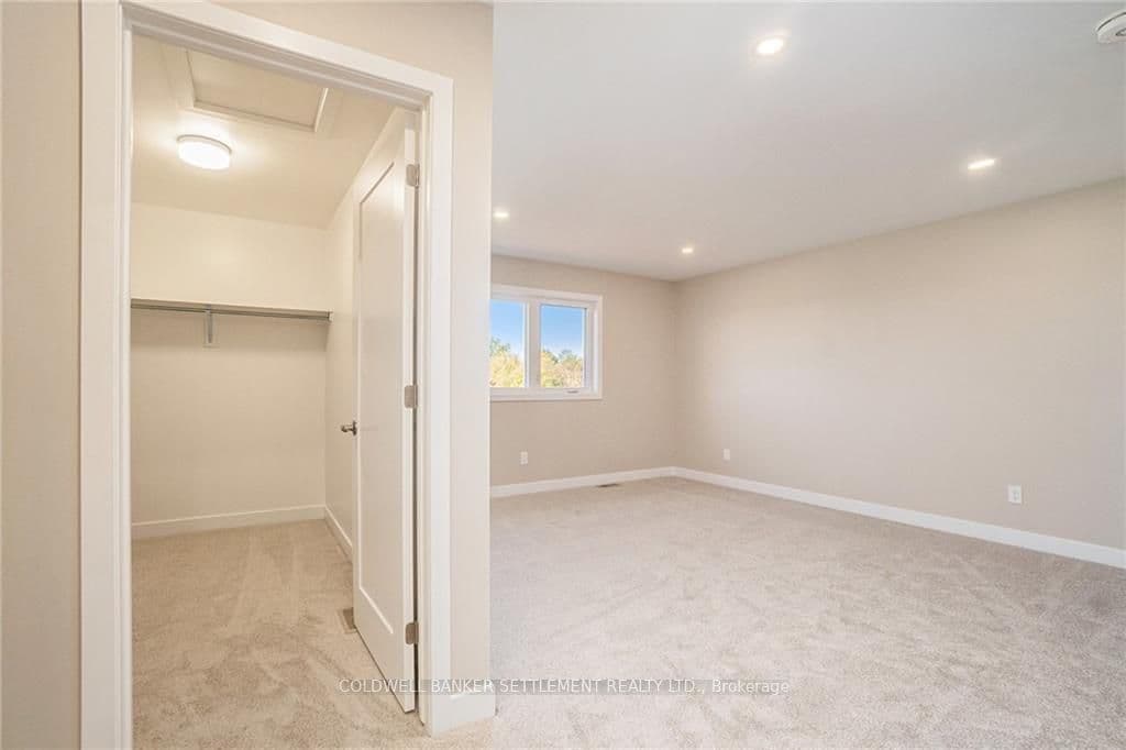 101 DOWDALL Circle photo 17
