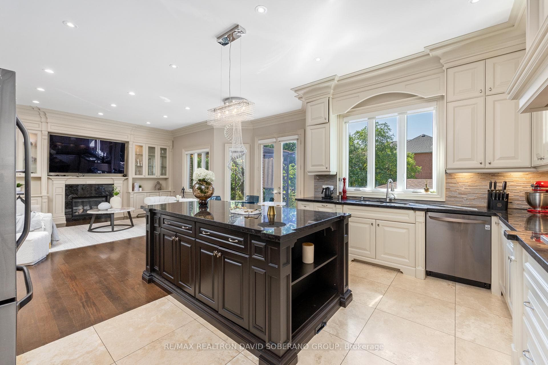 49 Verwood Avenue photo 14