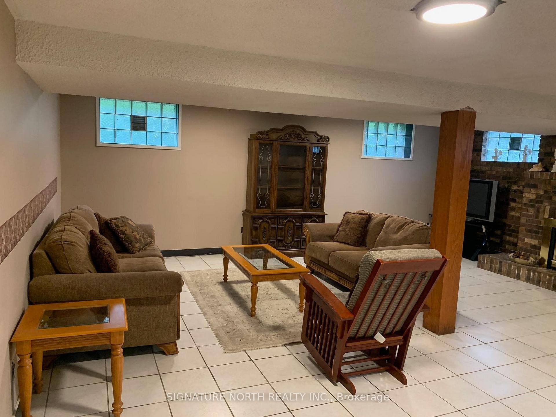 1325 Rosslyn Road photo 22