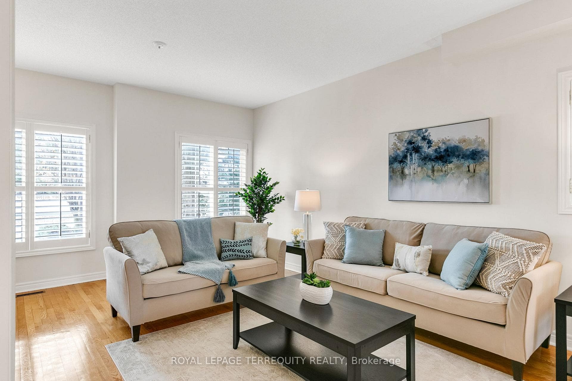 388 Glenkindie Avenue photo 6