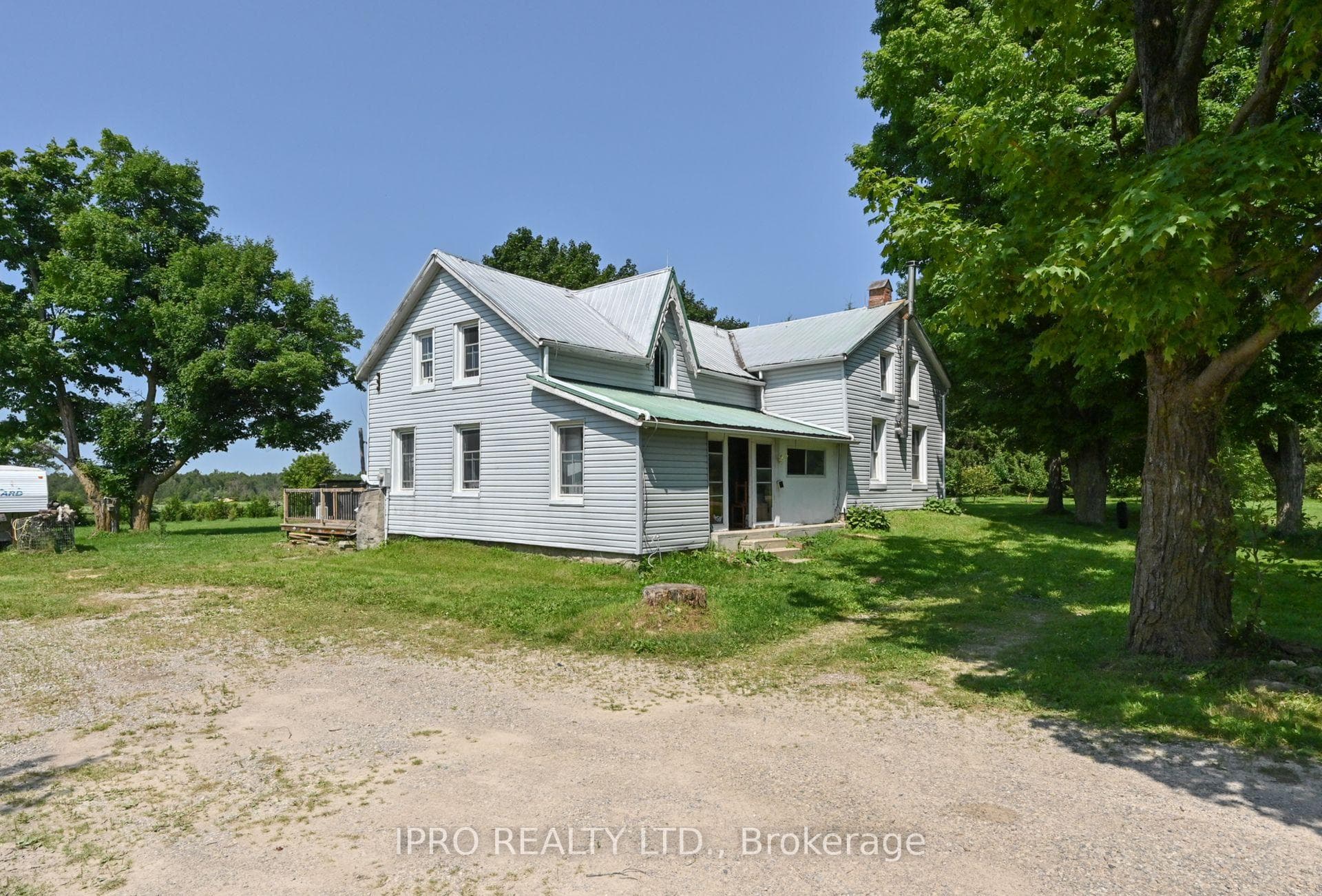 345385 15th Side Road photo 2