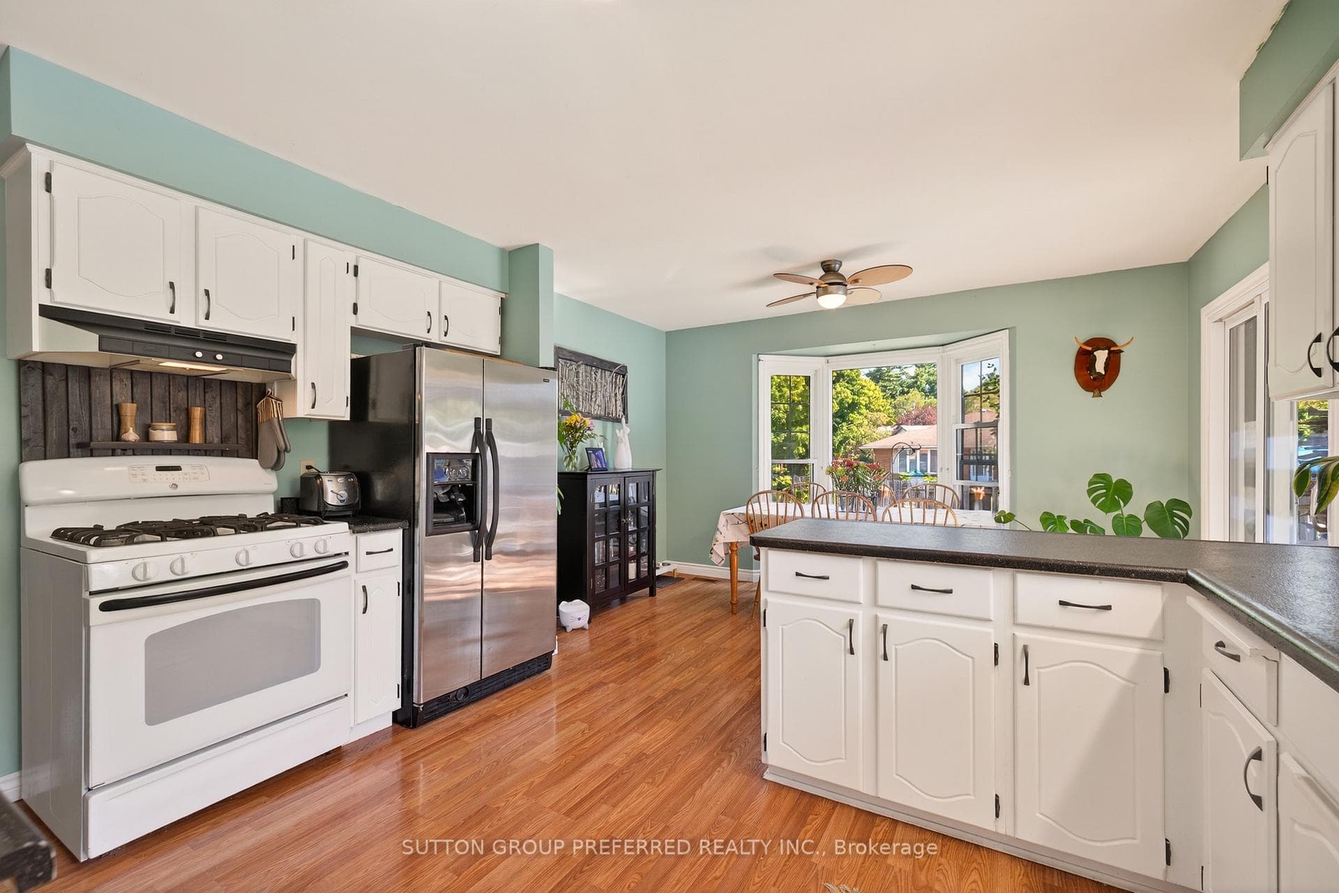 17 Clear Valley Drive photo 9