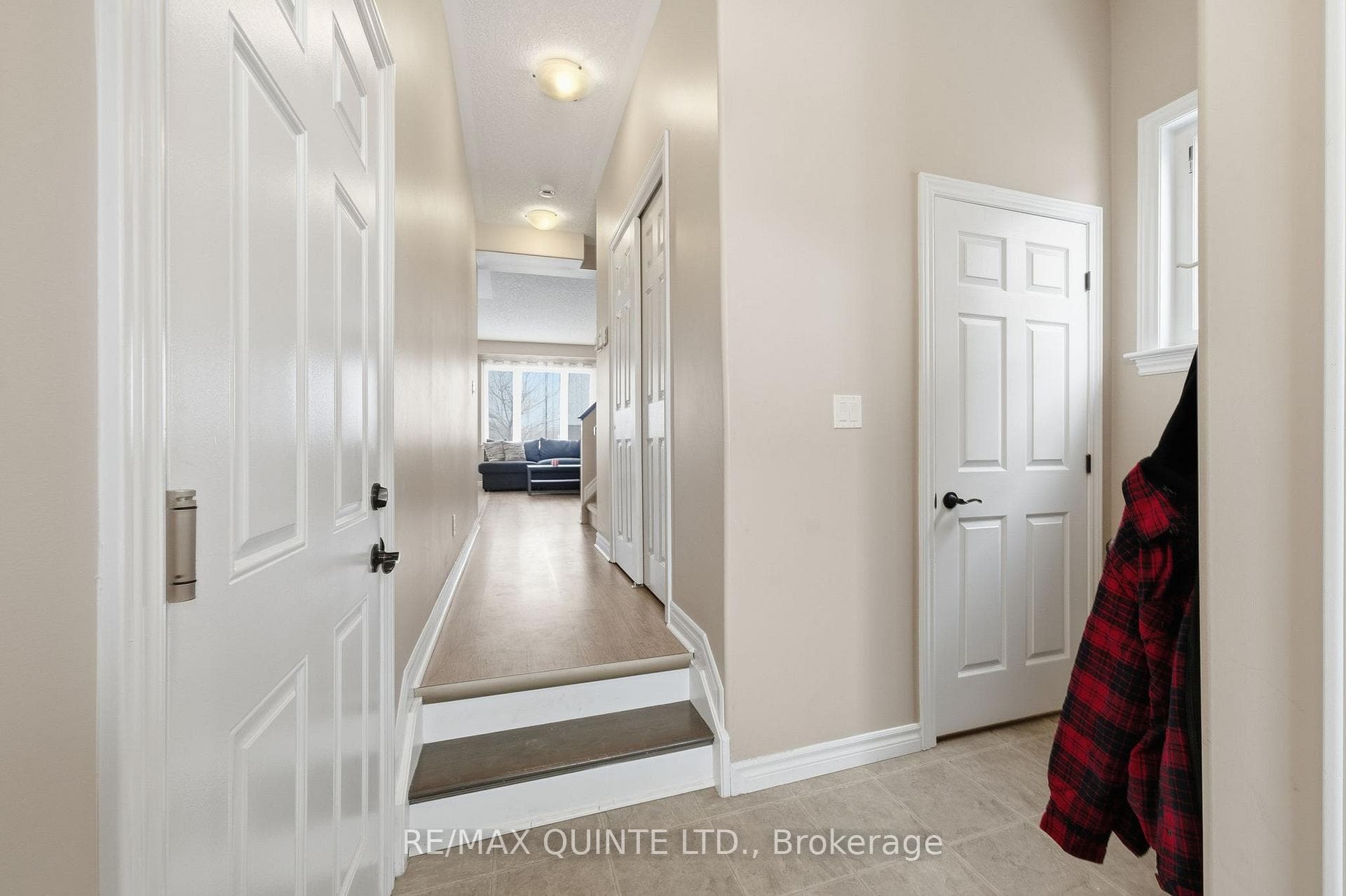 115 Simurda Court photo 7