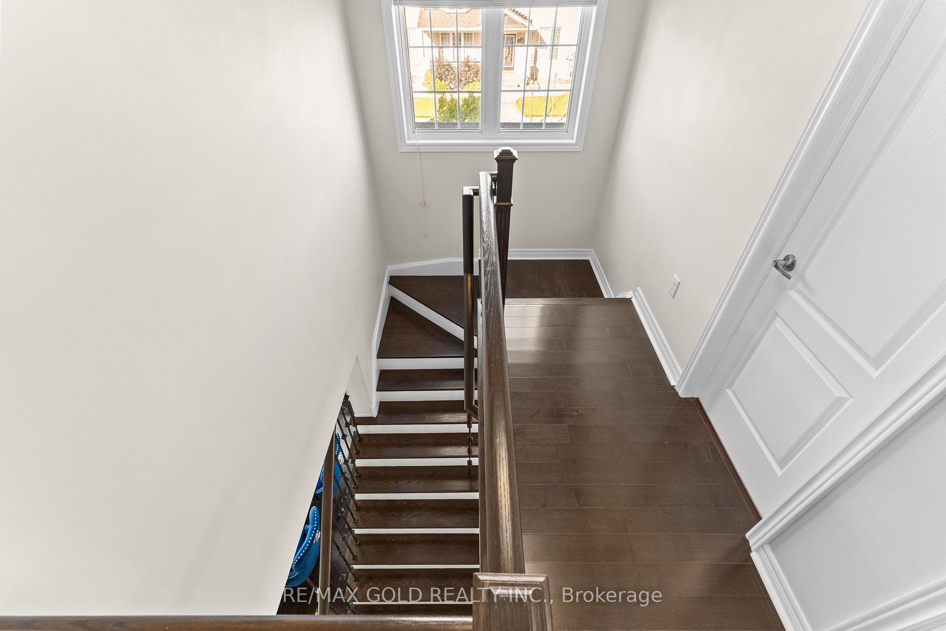 2 Helman Road photo 21