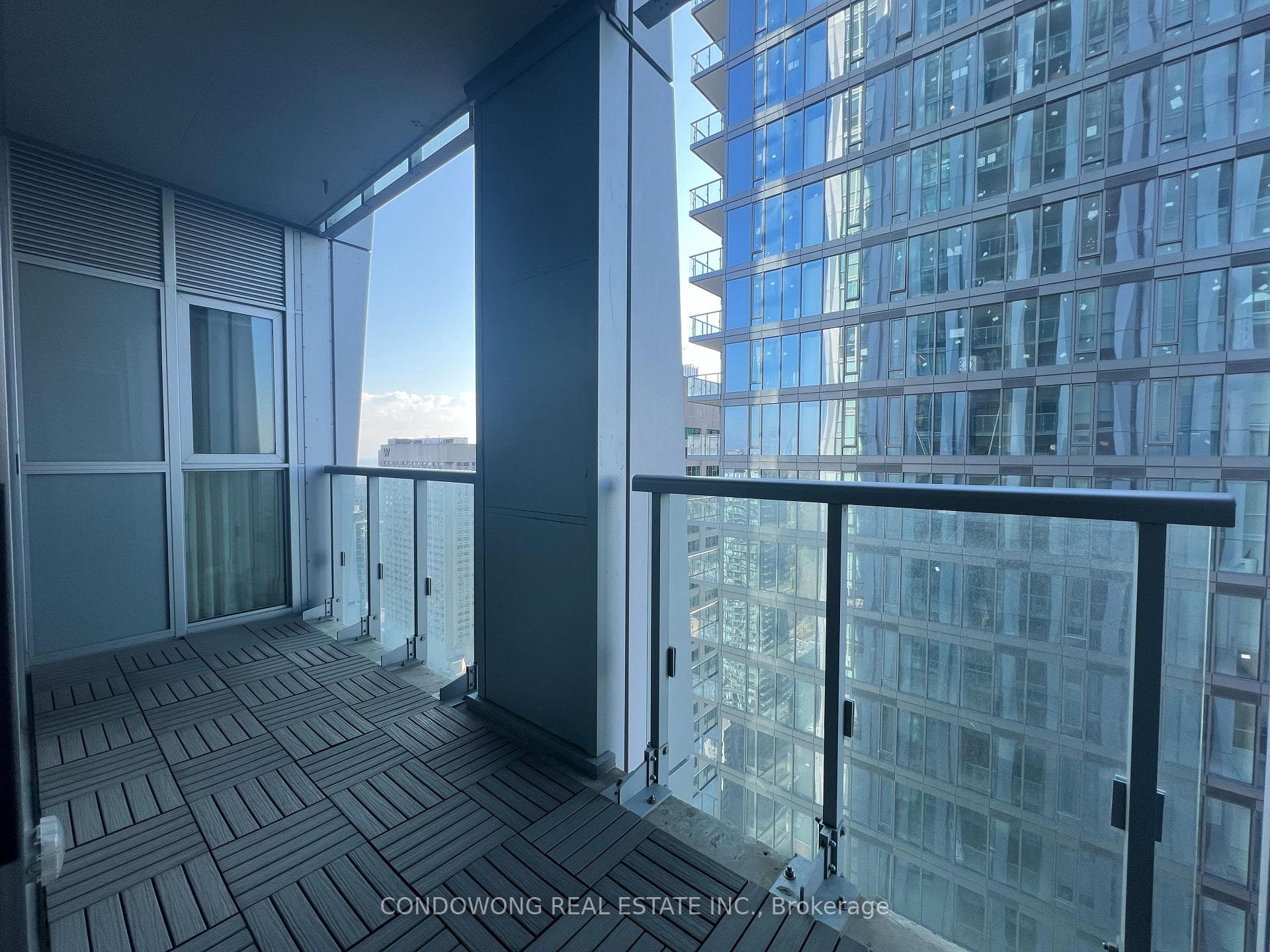 1 Yorkville Avenue Unit 3801 photo 23