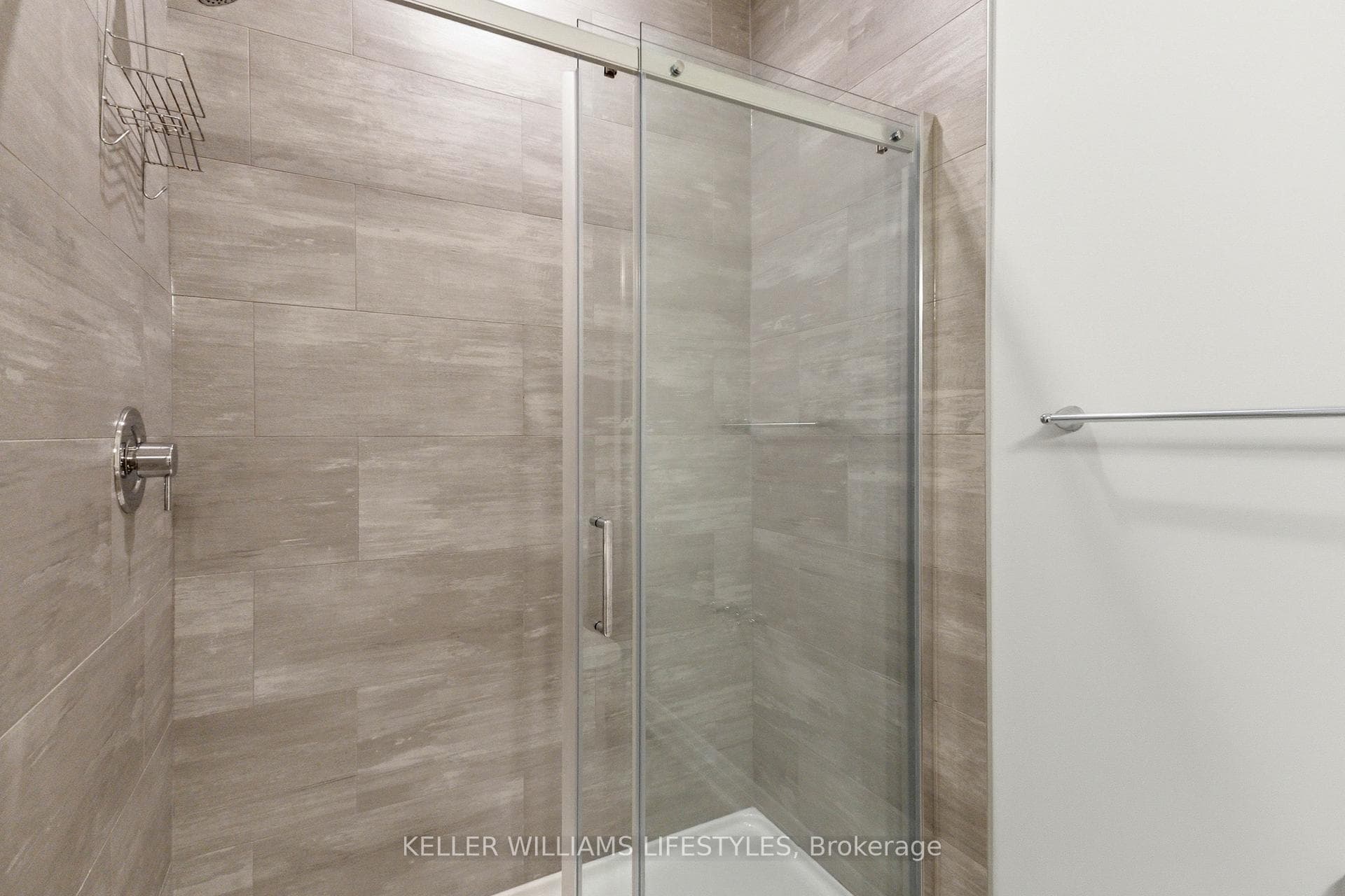2315 Callingham Drive photo 8