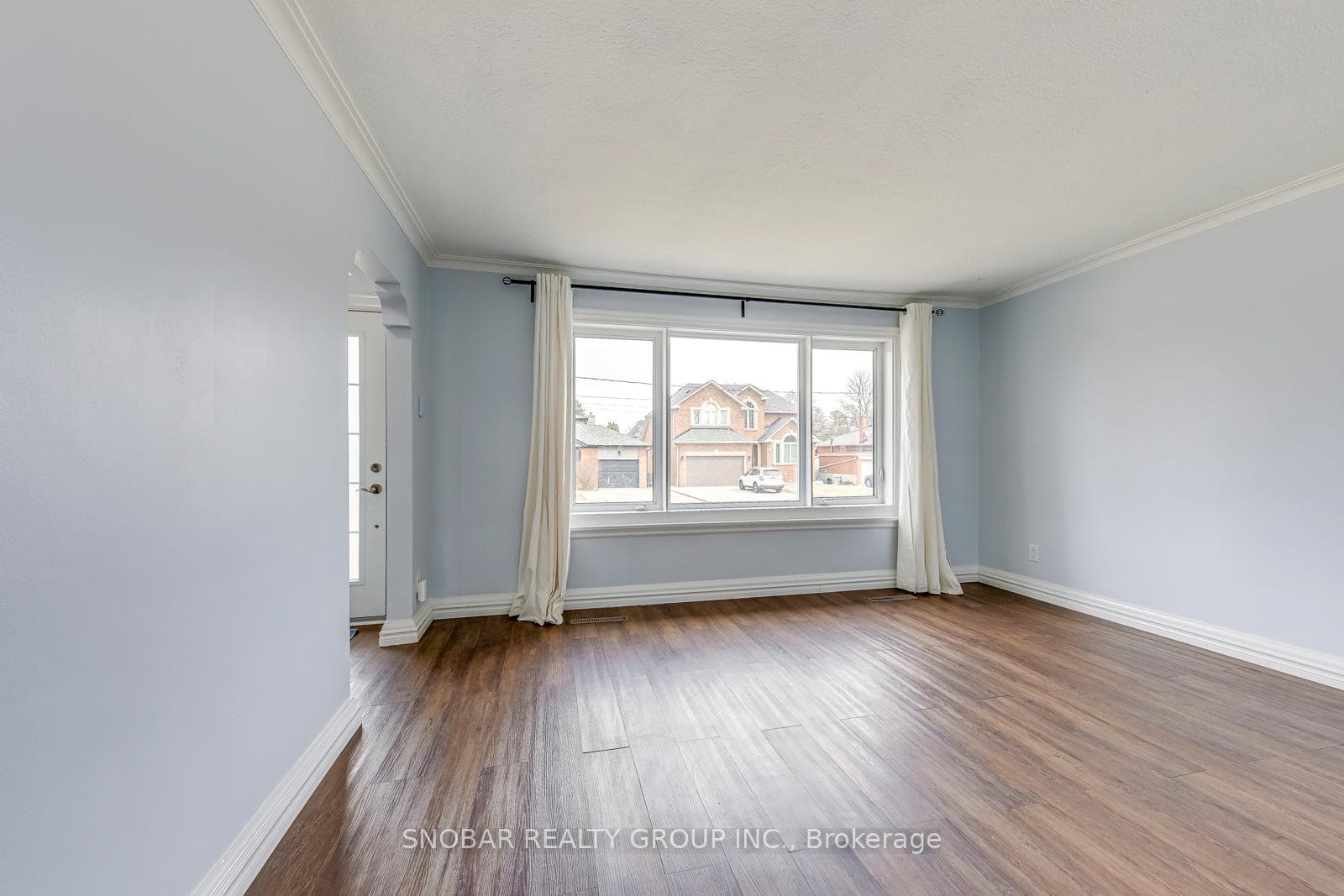16 Northglen Avenue photo 3