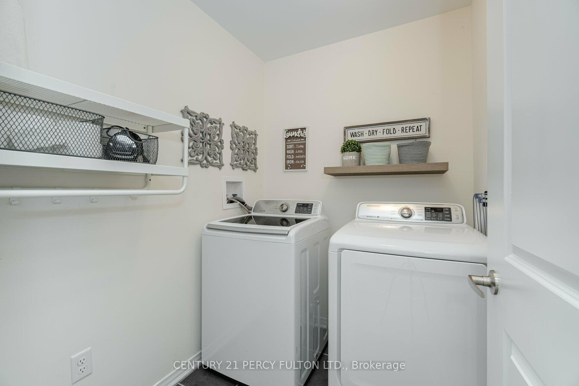 21 Graywardine Lane photo 28