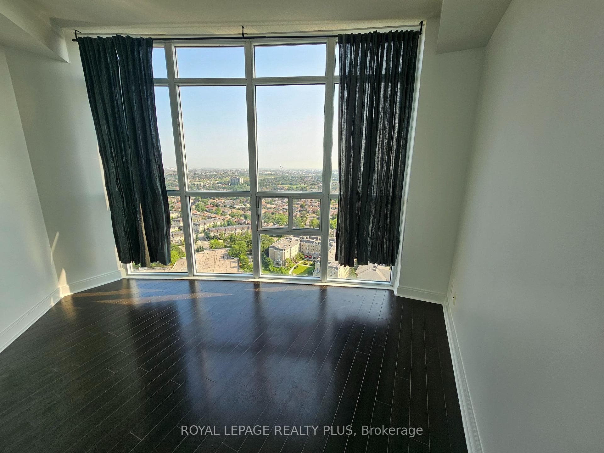 80 Absolute Avenue Unit 2802 photo 9