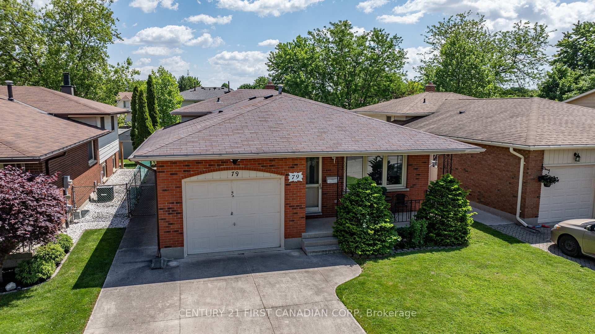 79 Roundhill Court photo 40