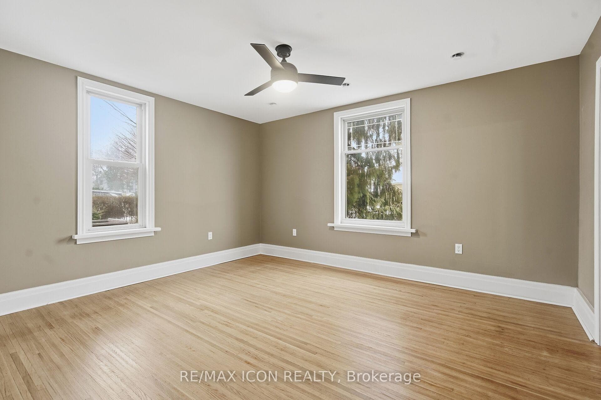 182 Maple Street photo 8