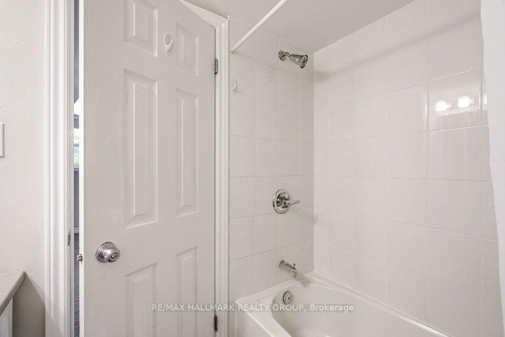 1124 Klondike Road Unit C photo 25