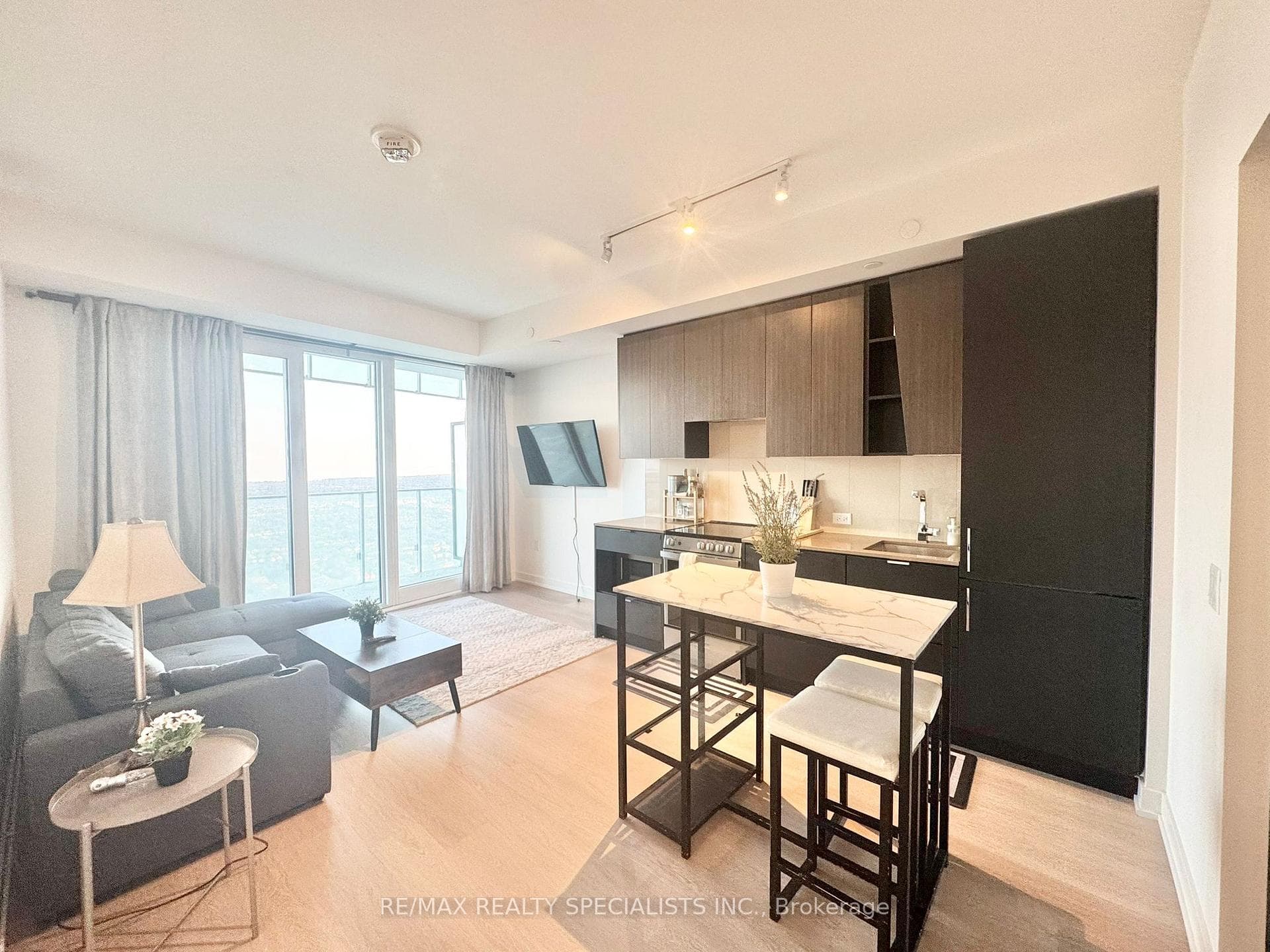 3883 Quartz Road Unit 3908 photo 2
