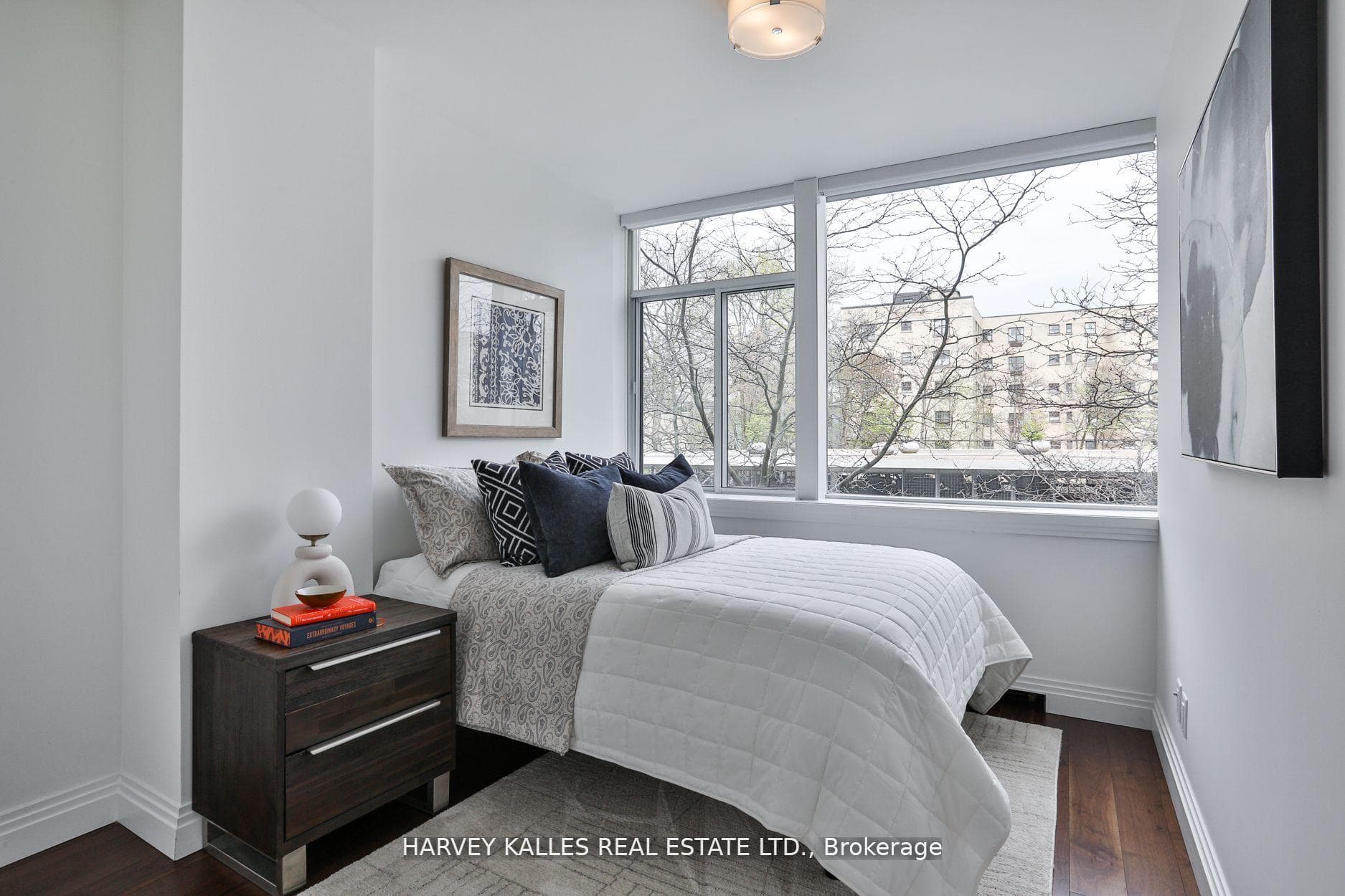 1 Benvenuto Place Unit 306 photo 13