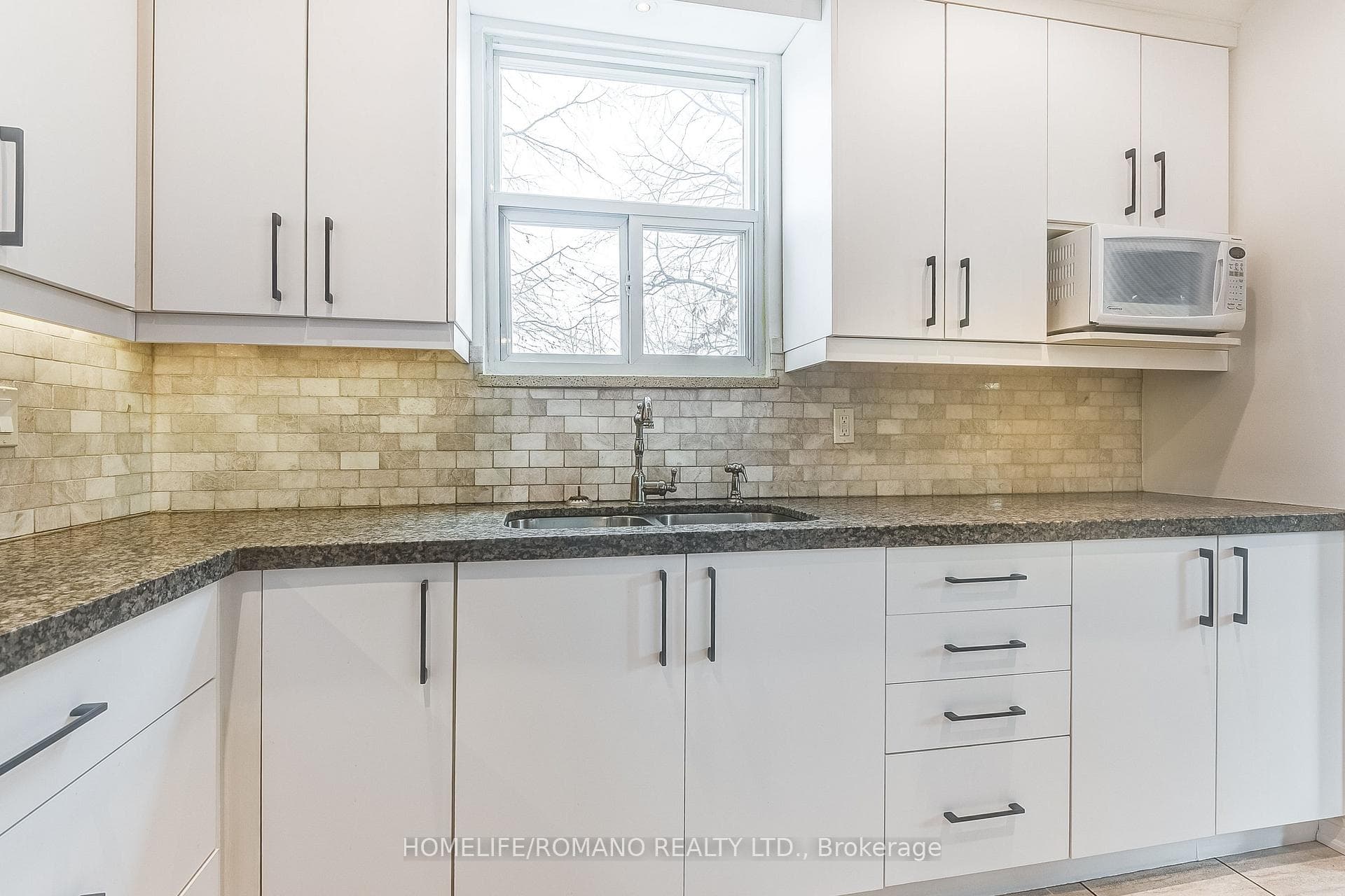 67 Richmond Street Unit 202 photo 18