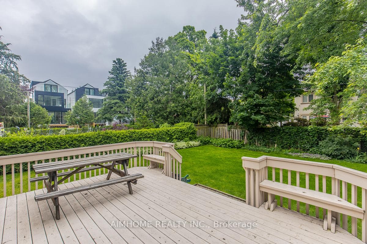 395 Princess Avenue photo 38