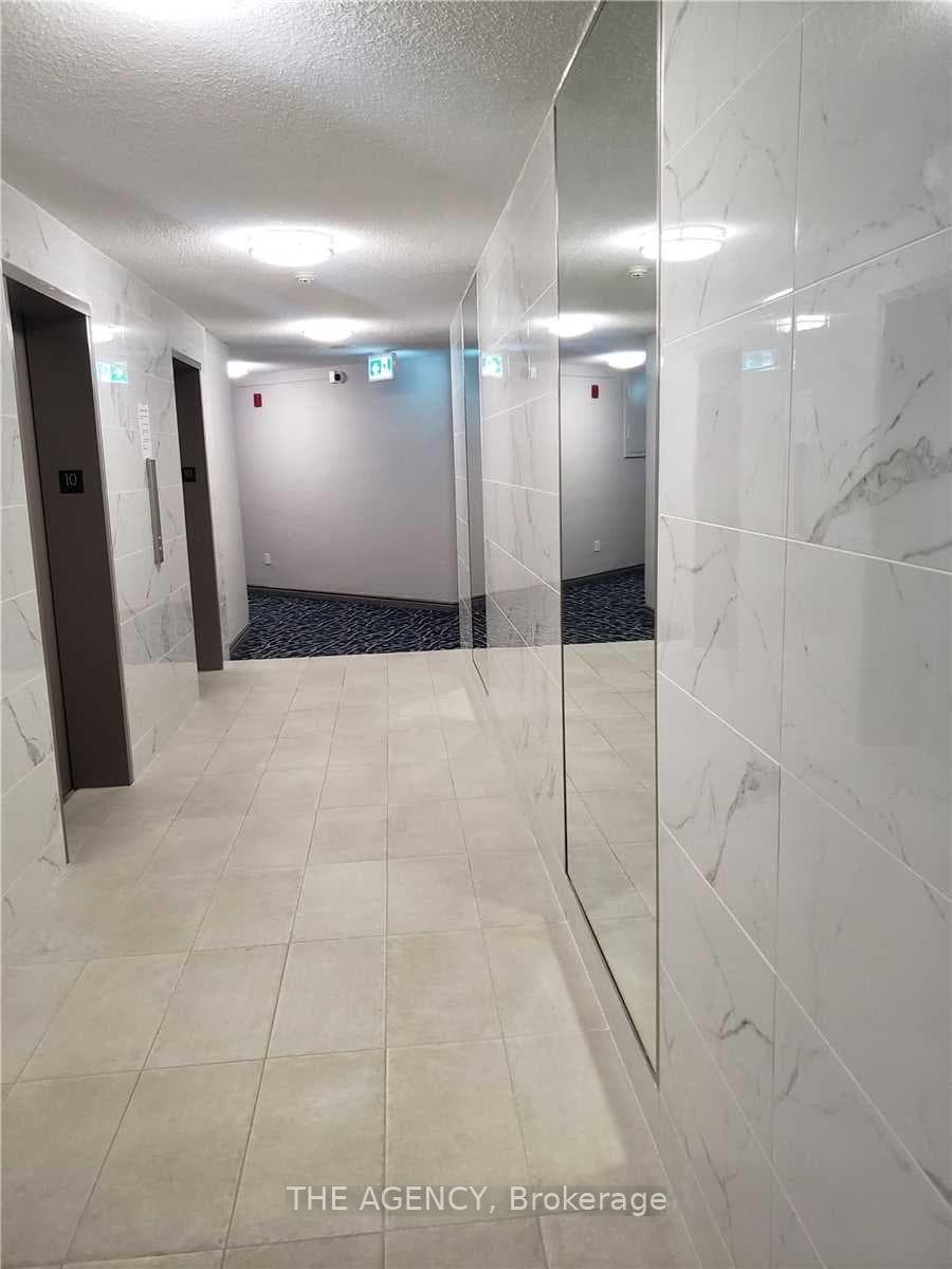 234 Albion Road Unit 405 photo 2