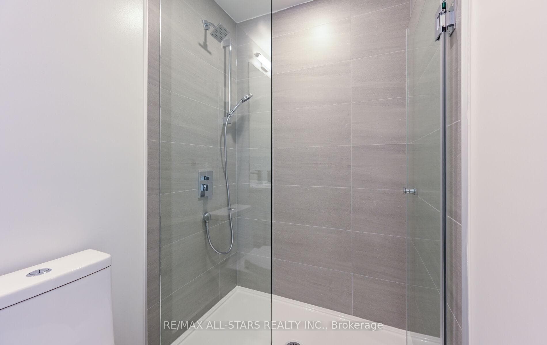 1 Quarrington Lane Unit 2309 photo 23
