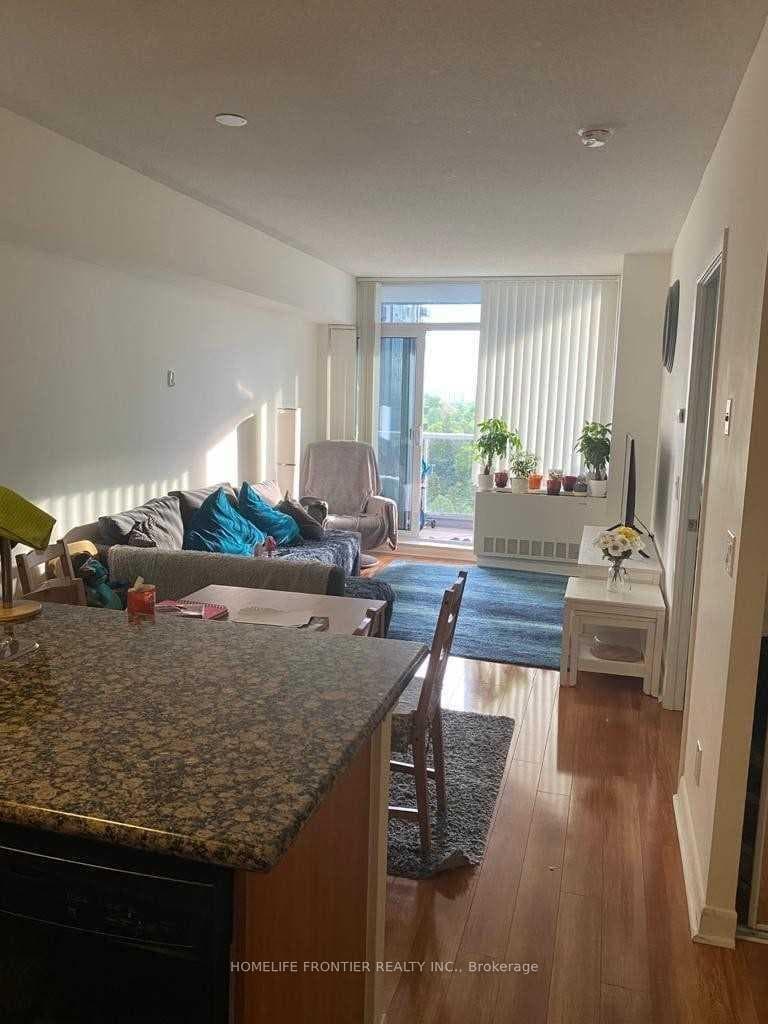 4978 Yonge Street Unit 1507 photo 2
