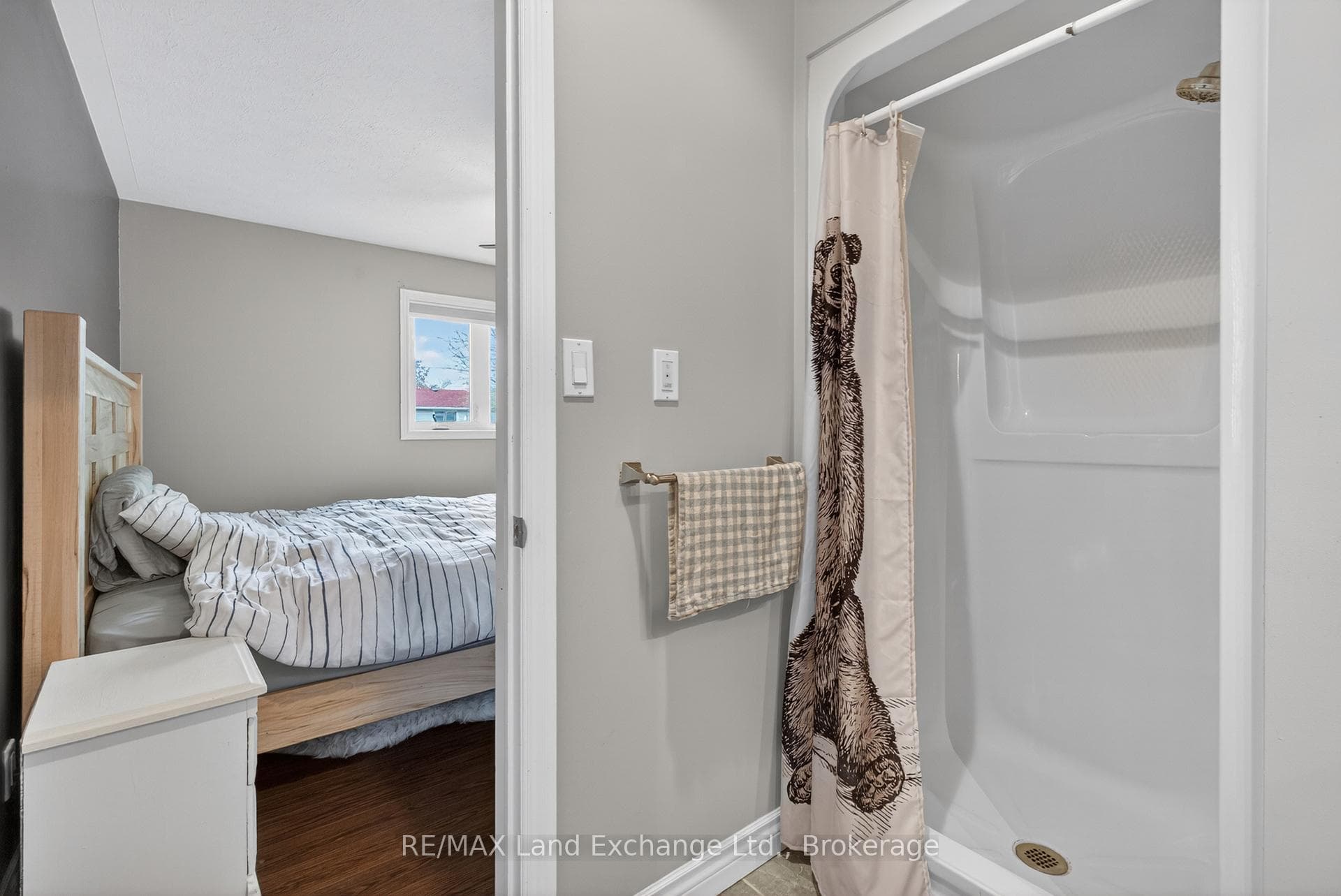 Ensuite