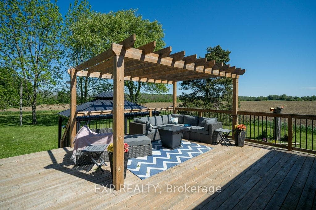 213 Walmsley Road photo 27