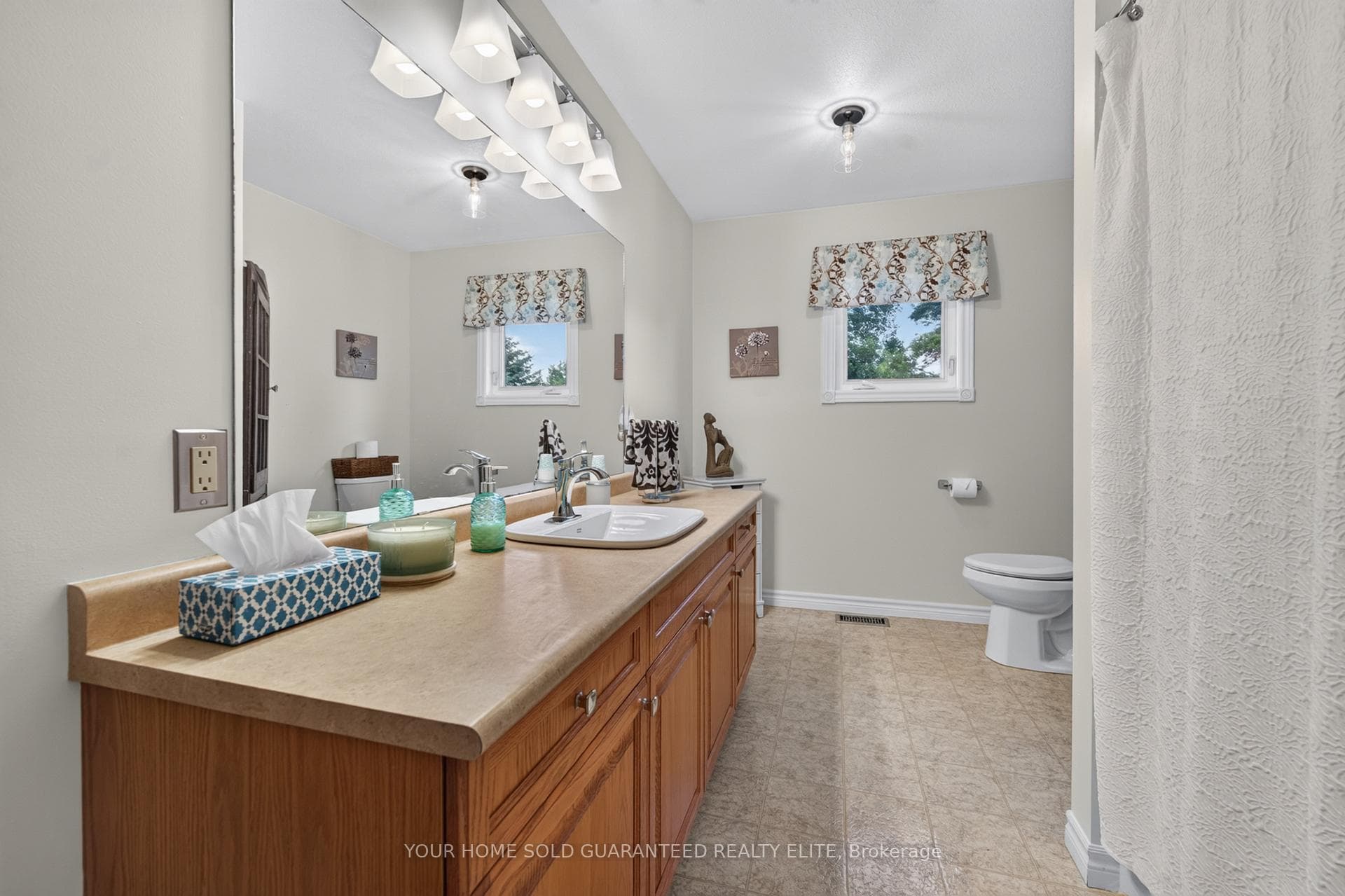 213 Margaret Street photo 15