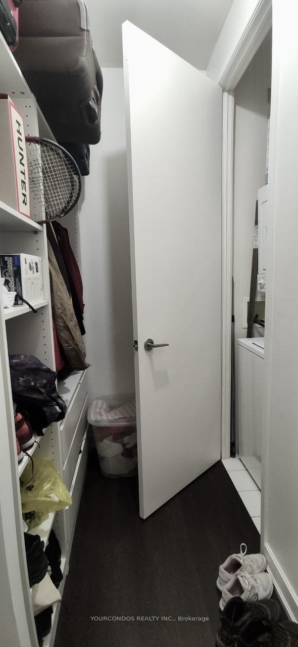 380 Macpherson Avenue Unit 435 photo 12