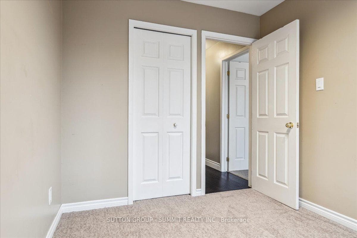 706 Laural Drive photo 24