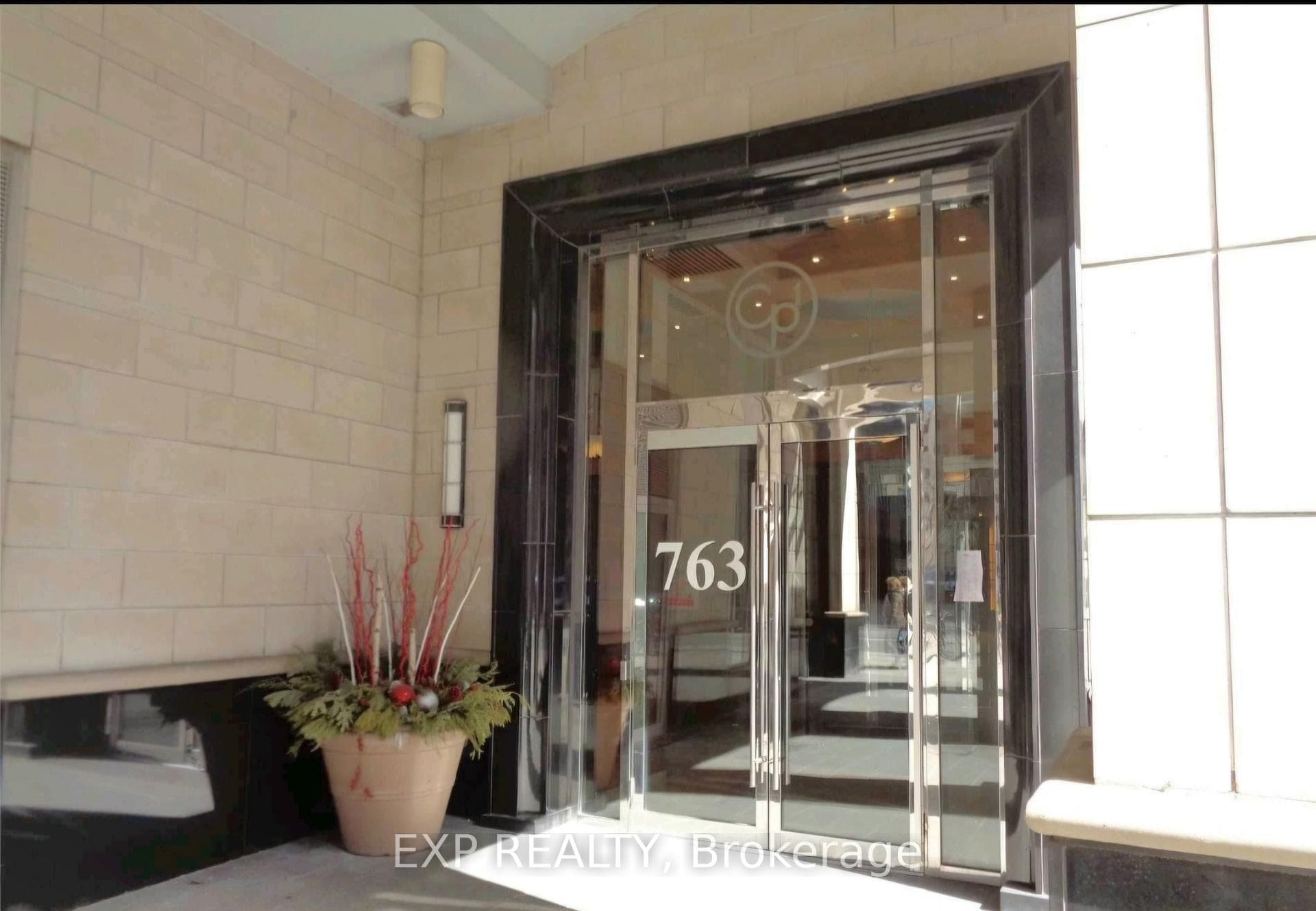 763 Bay Street Unit 1609 photo 21