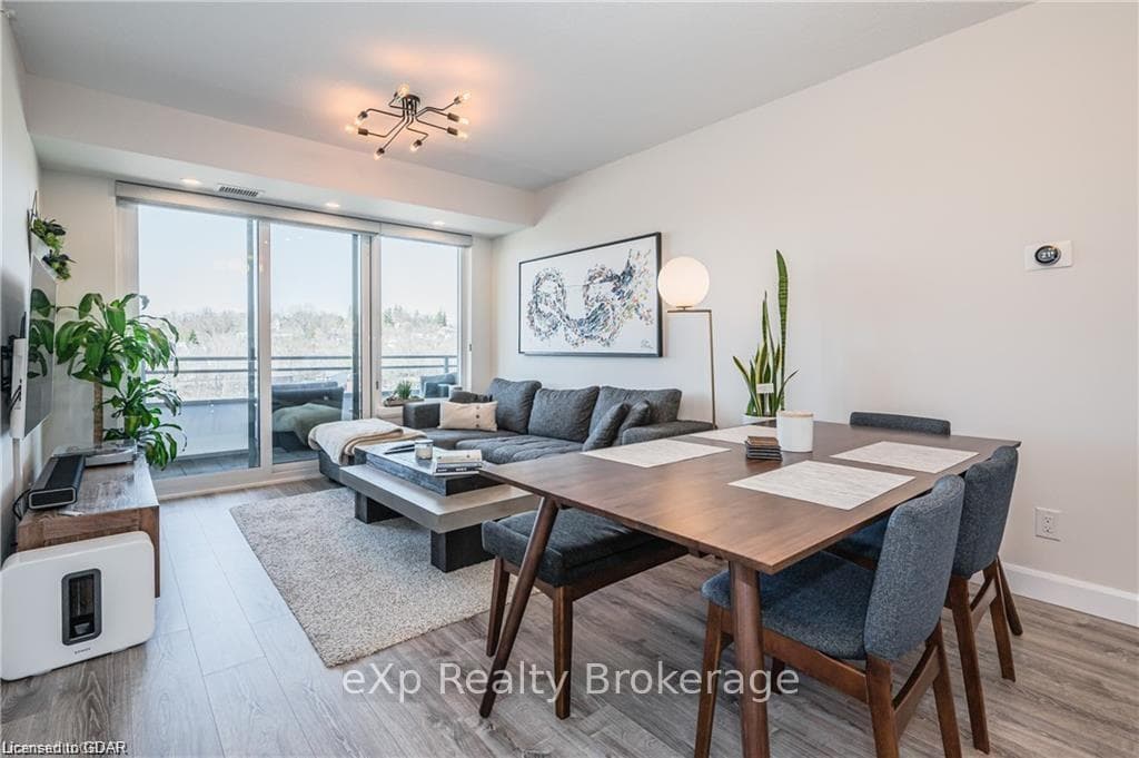 53 ARTHUR Street Unit 708 photo 7