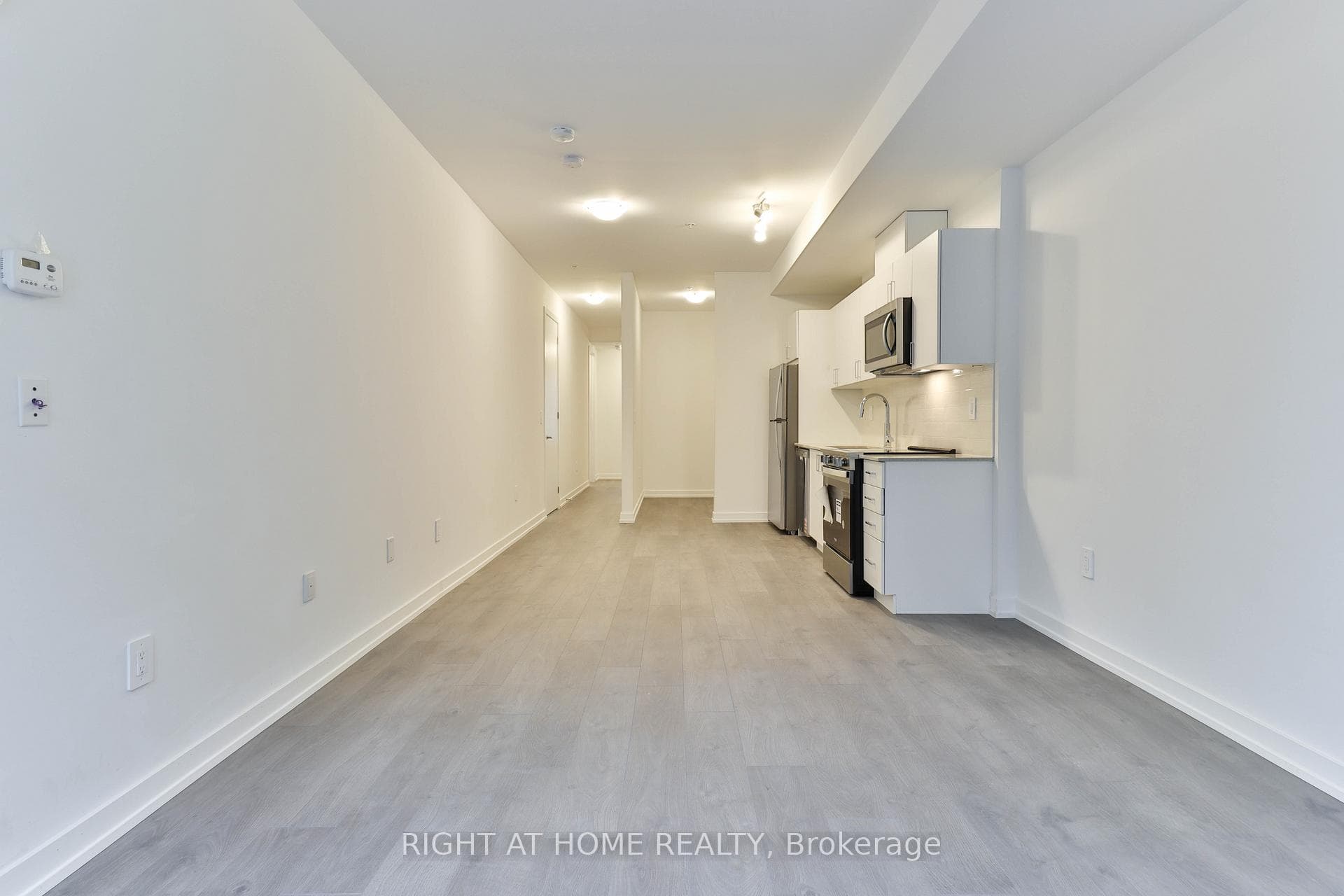 1682 Victoria Park Avenue Unit B222 photo 7