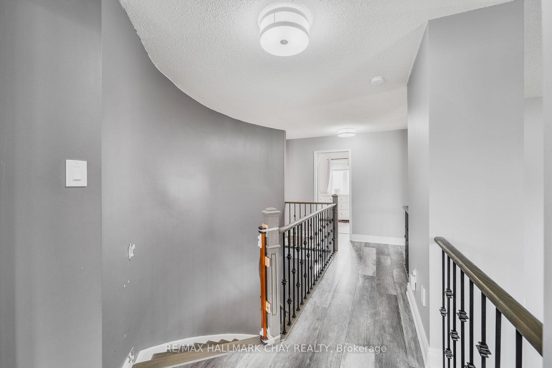 2 Mccullough Avenue photo 23