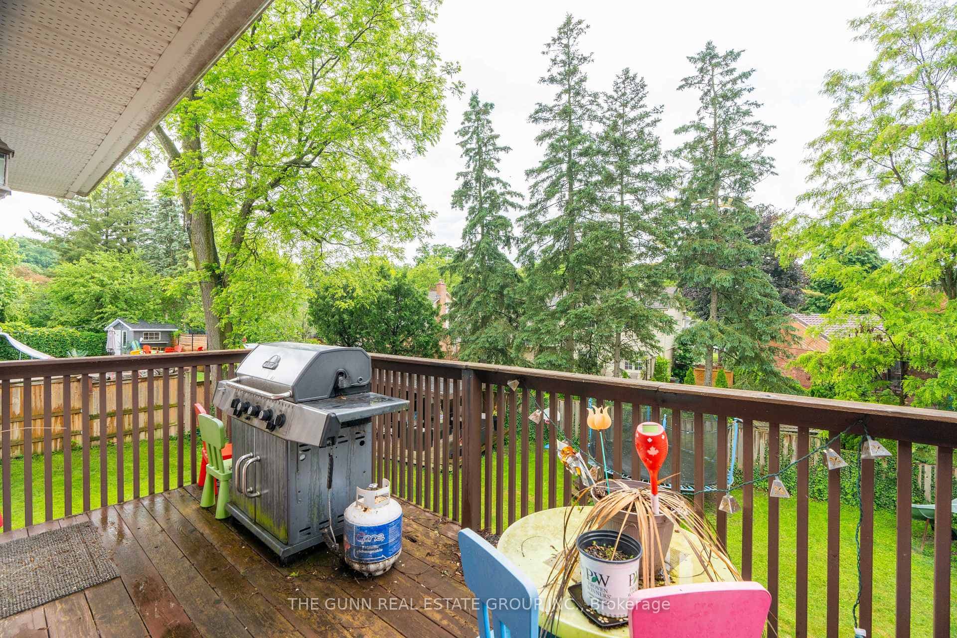 182 Dearborn Avenue photo 23