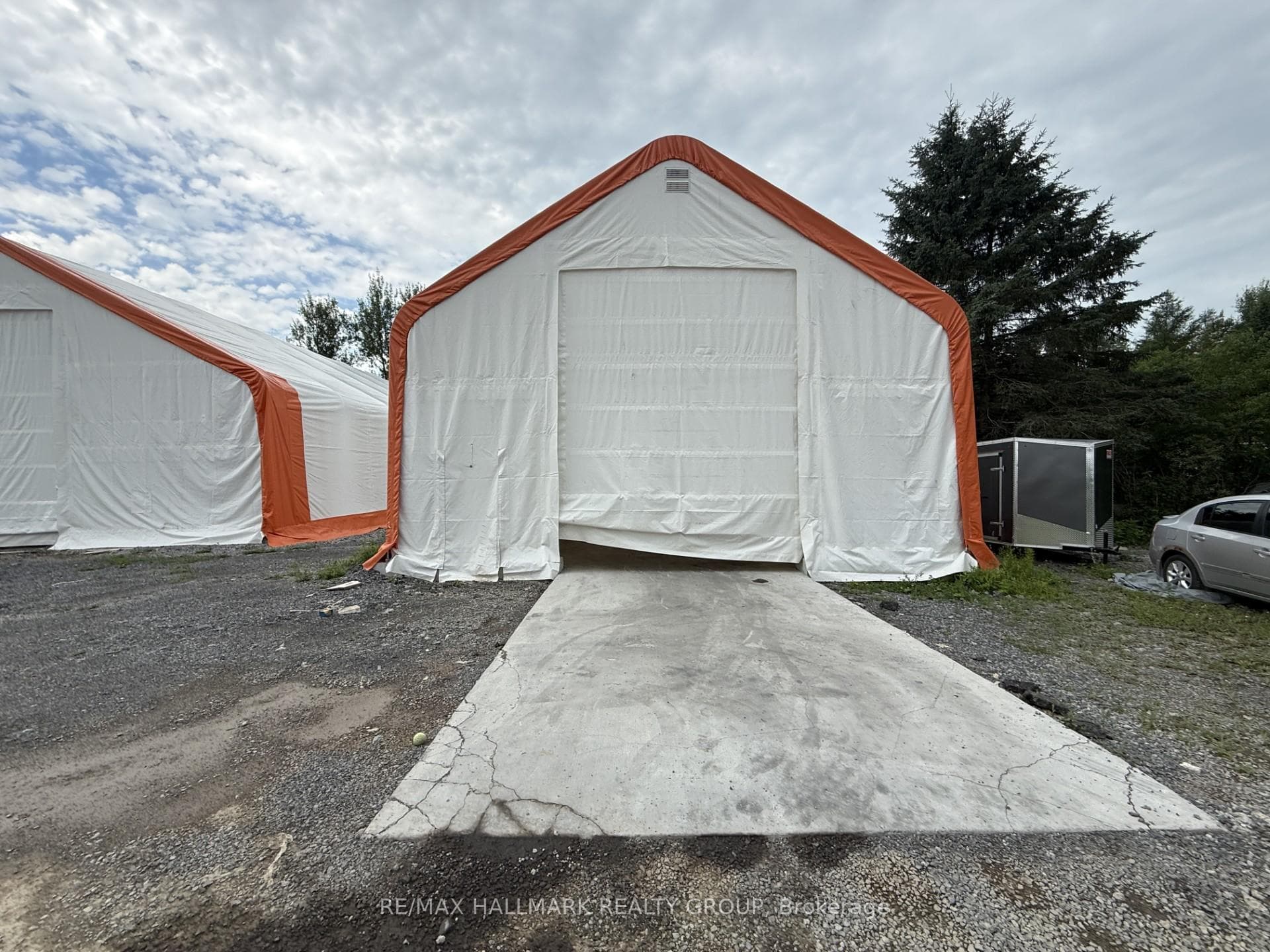 1475 Dwyer Hill Drive Unit 2 photo 2