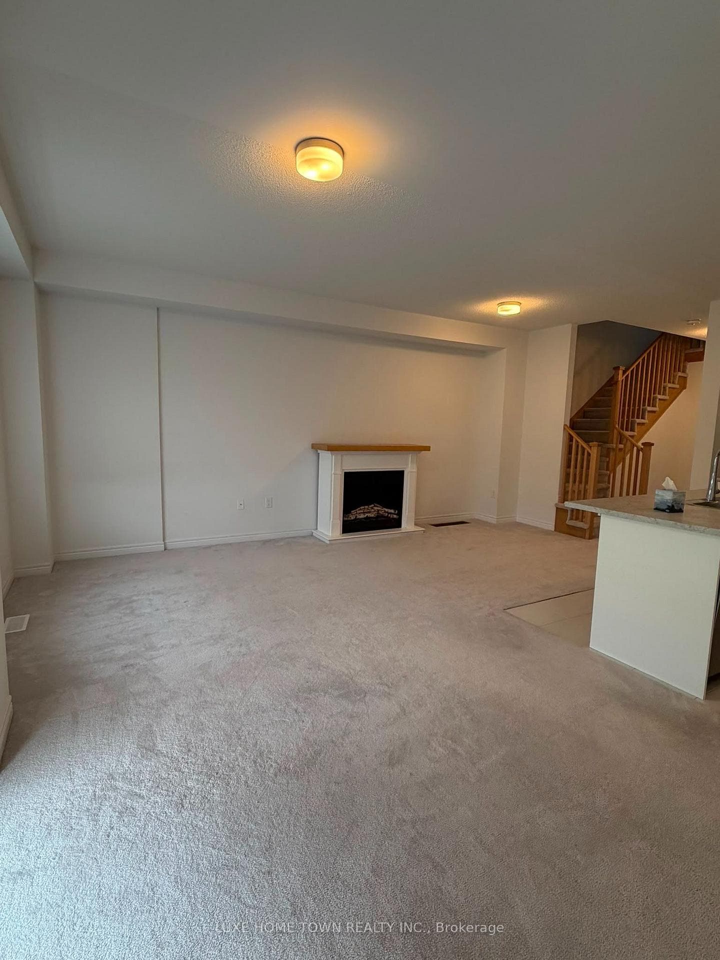 12 Gauley Drive photo 4