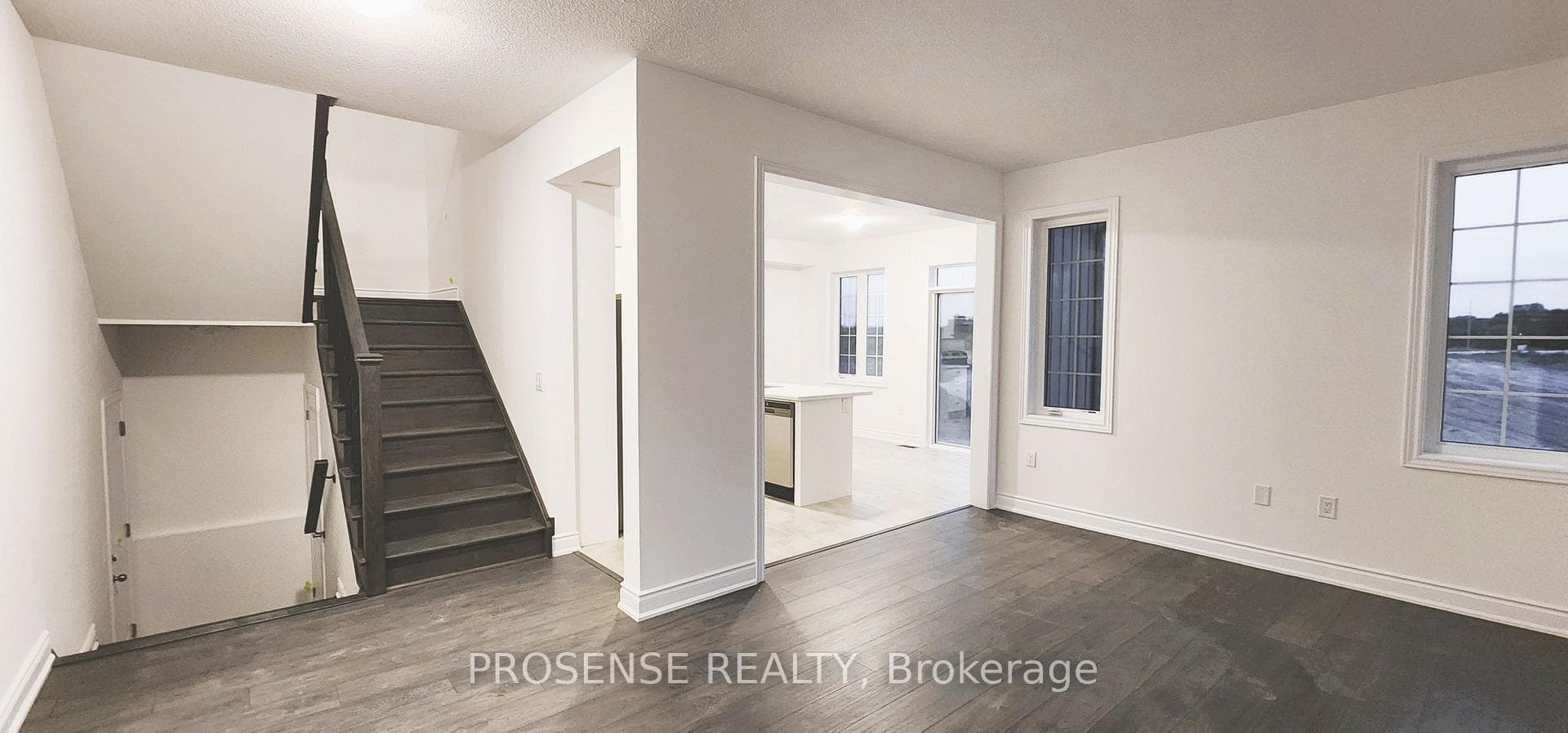 59 Union Boulevard photo 13