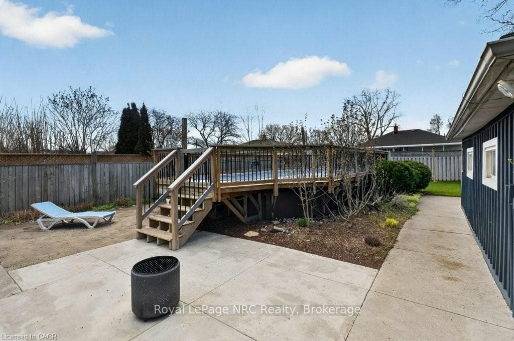 34 Admiral Road photo 37